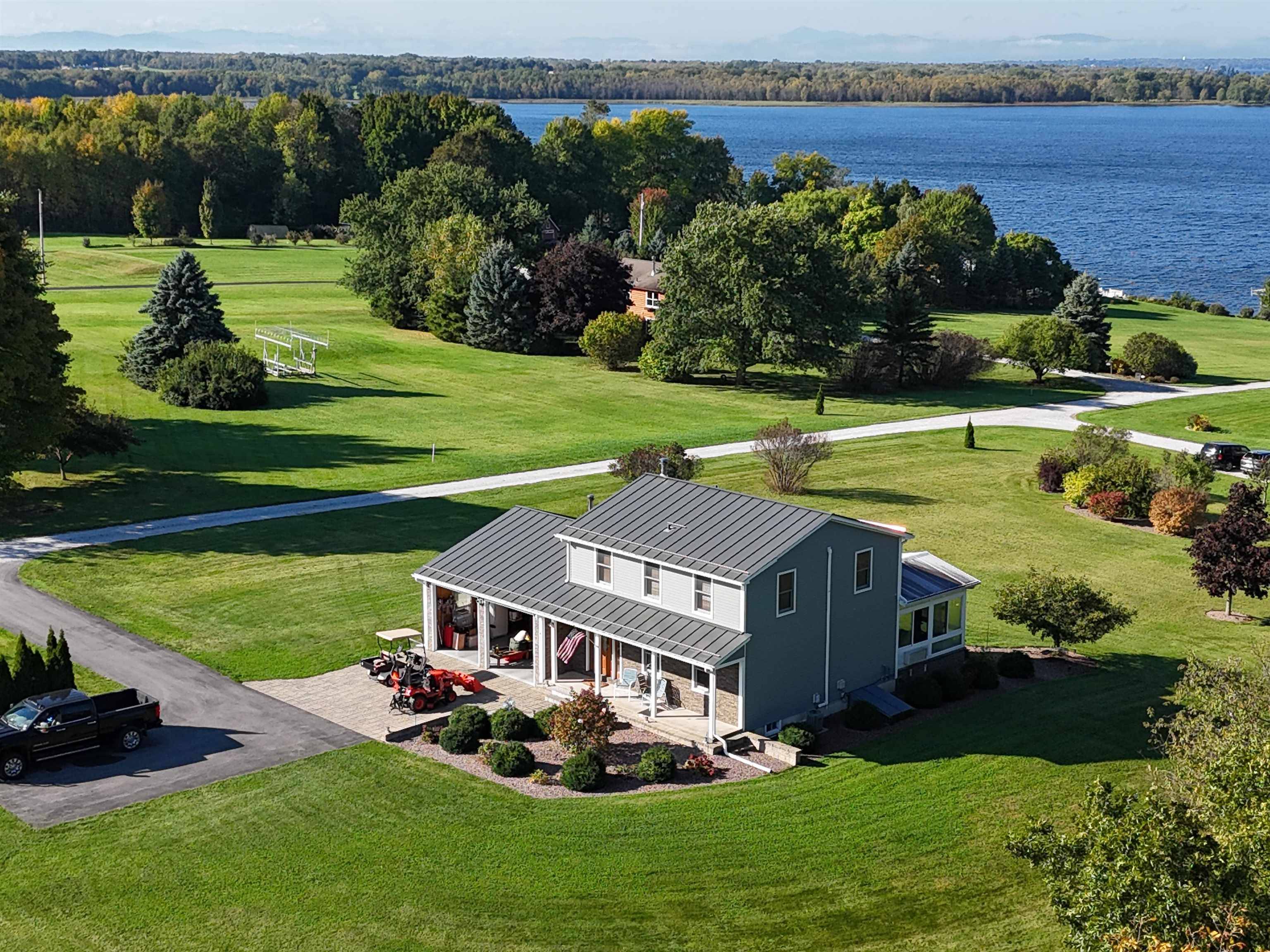 Grand Isle, VT 05458,401 Raewyn LN