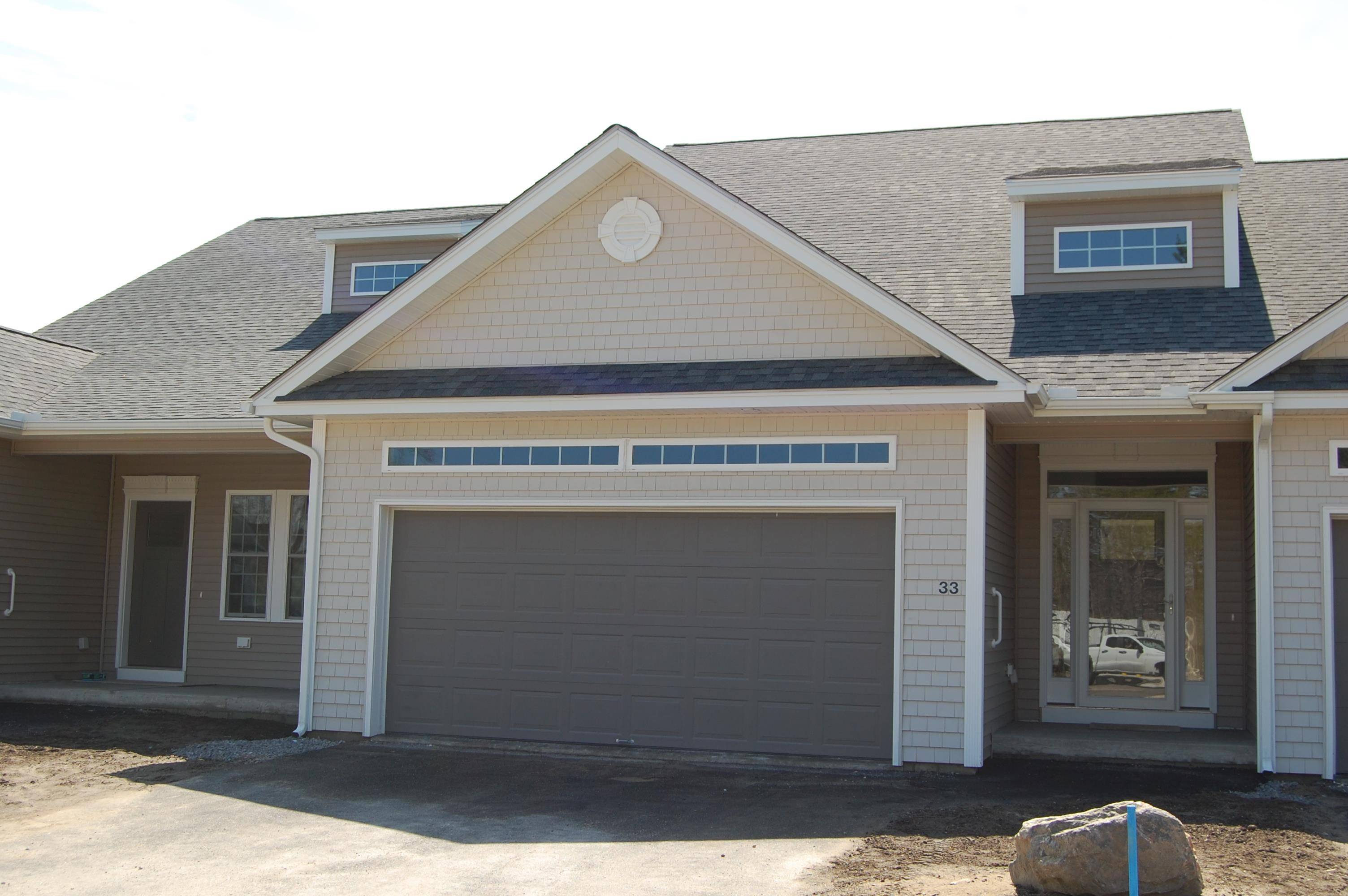 Londonderry, NH 03053,33 Sheffield WAY #7B