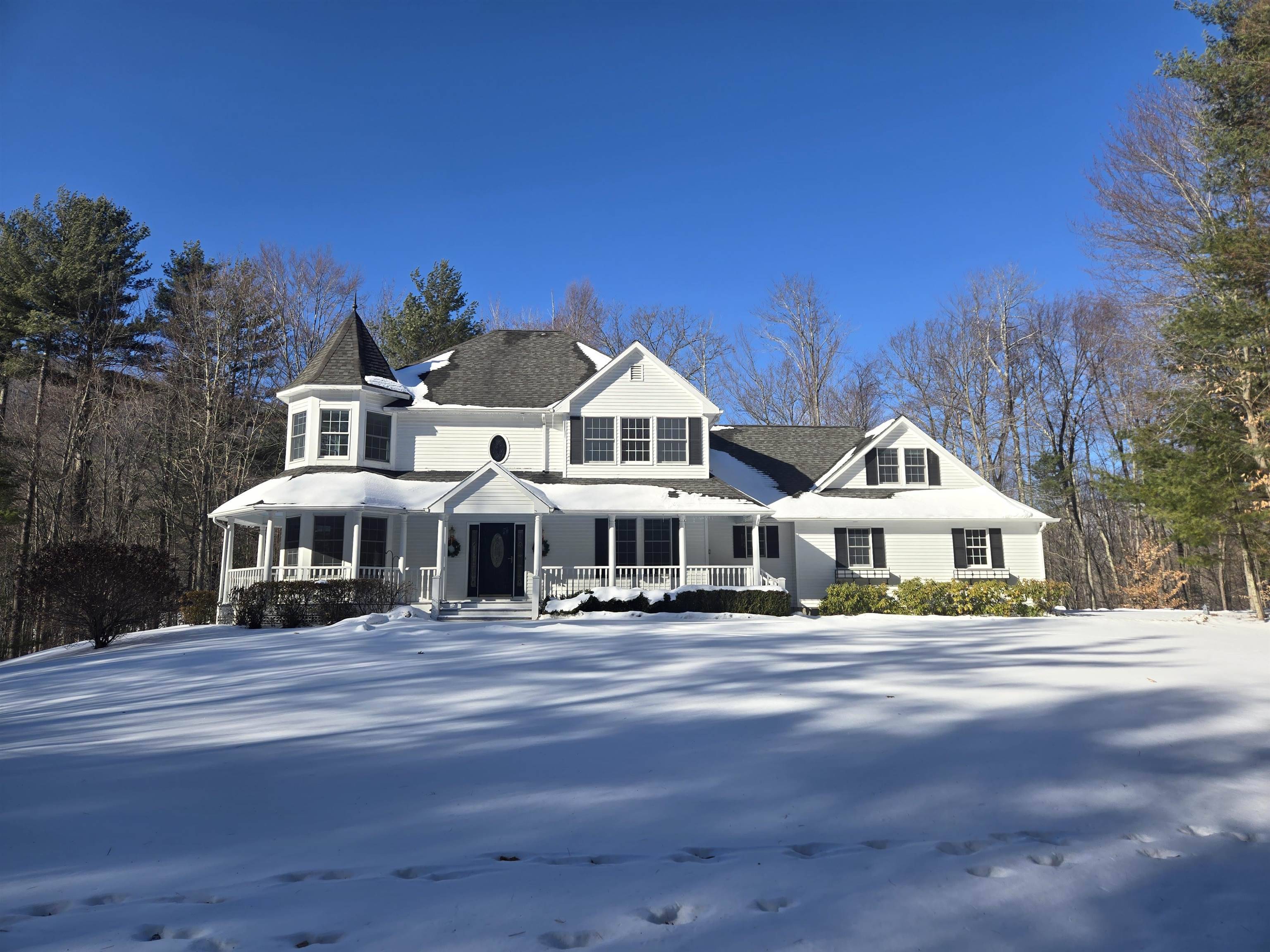 Arlington, VT 05250,141 Hagelberg Hill RD