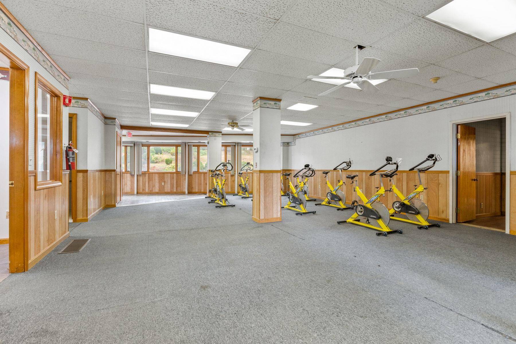 Portsmouth, NH 03801,500 Mapplewood AVE #Unit A