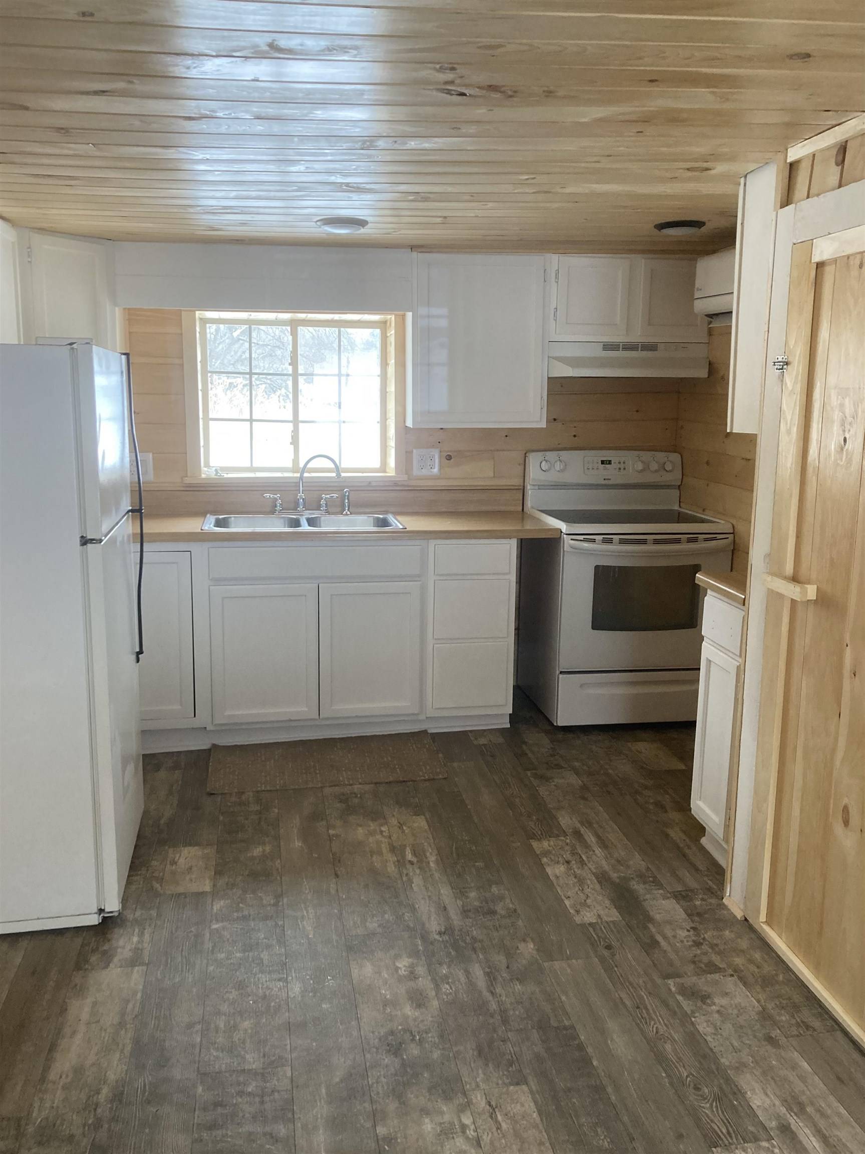 10 North AVE Richford, VT 05476