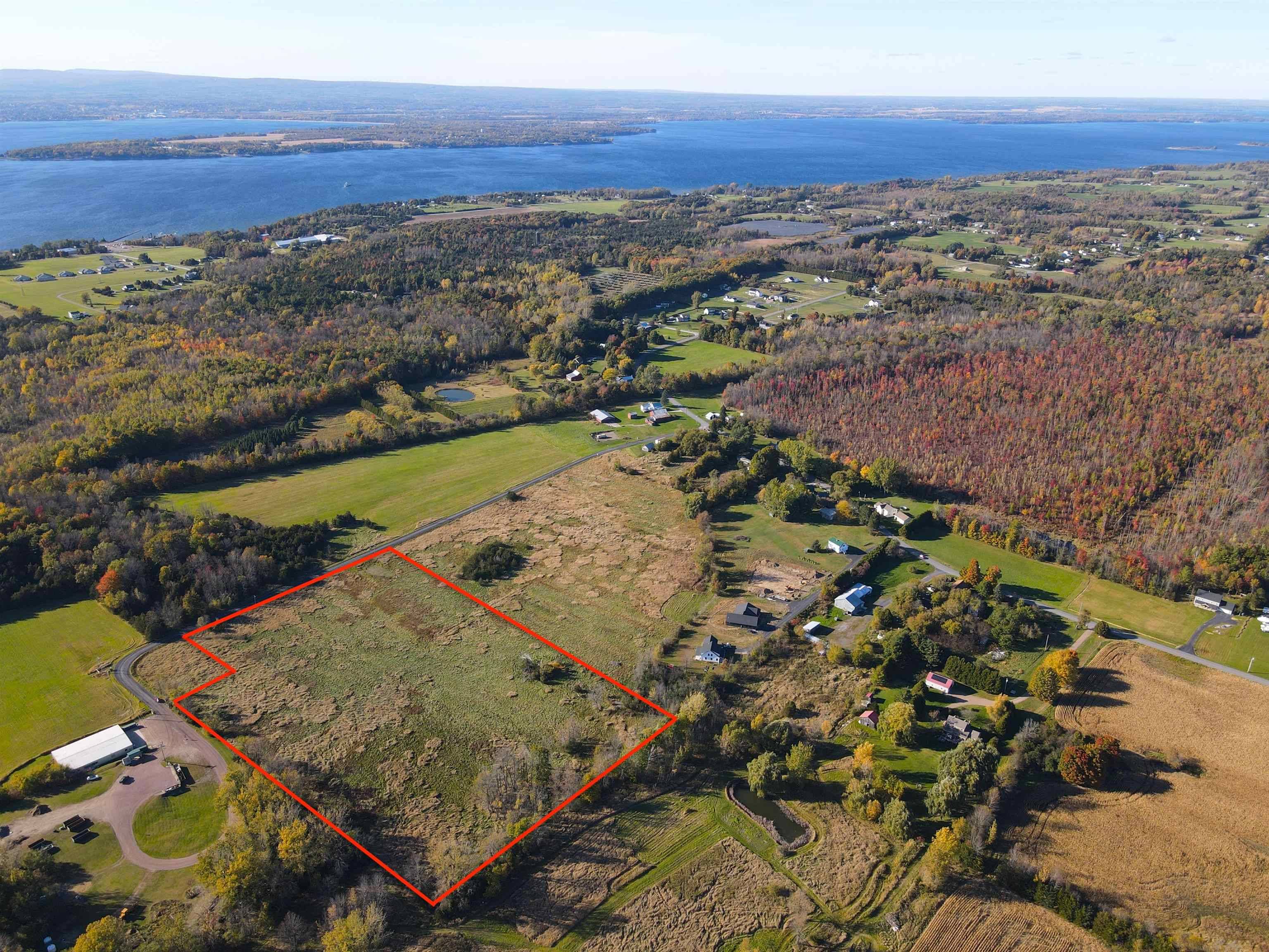 Grand Isle, VT 05458,15 Hanson LN
