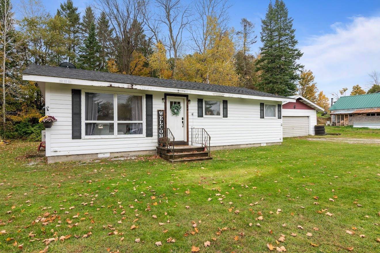 Richford, VT 05476,34 Harlem ST