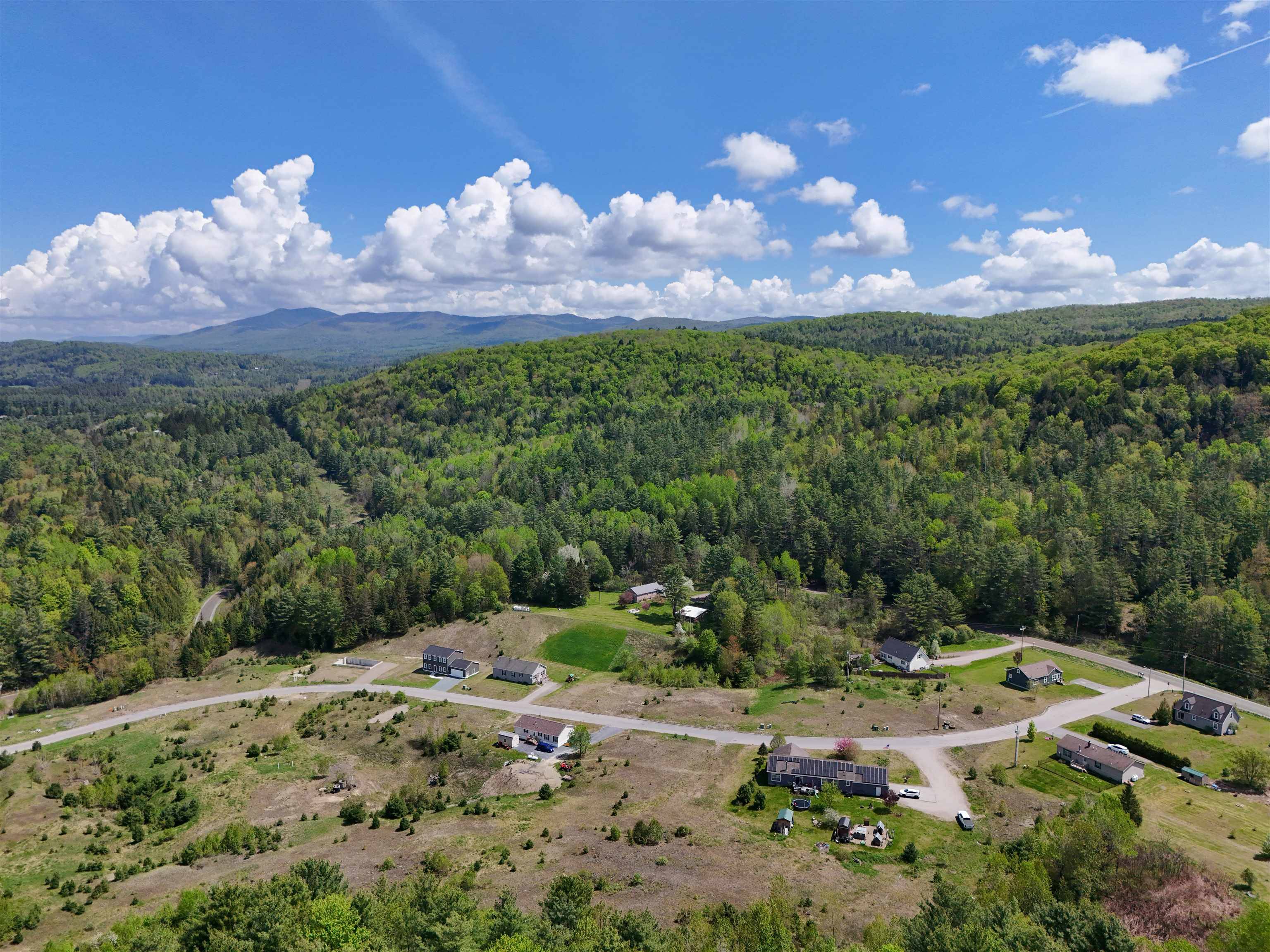St. Johnsbury, VT 05819,158 Deer Creek LN
