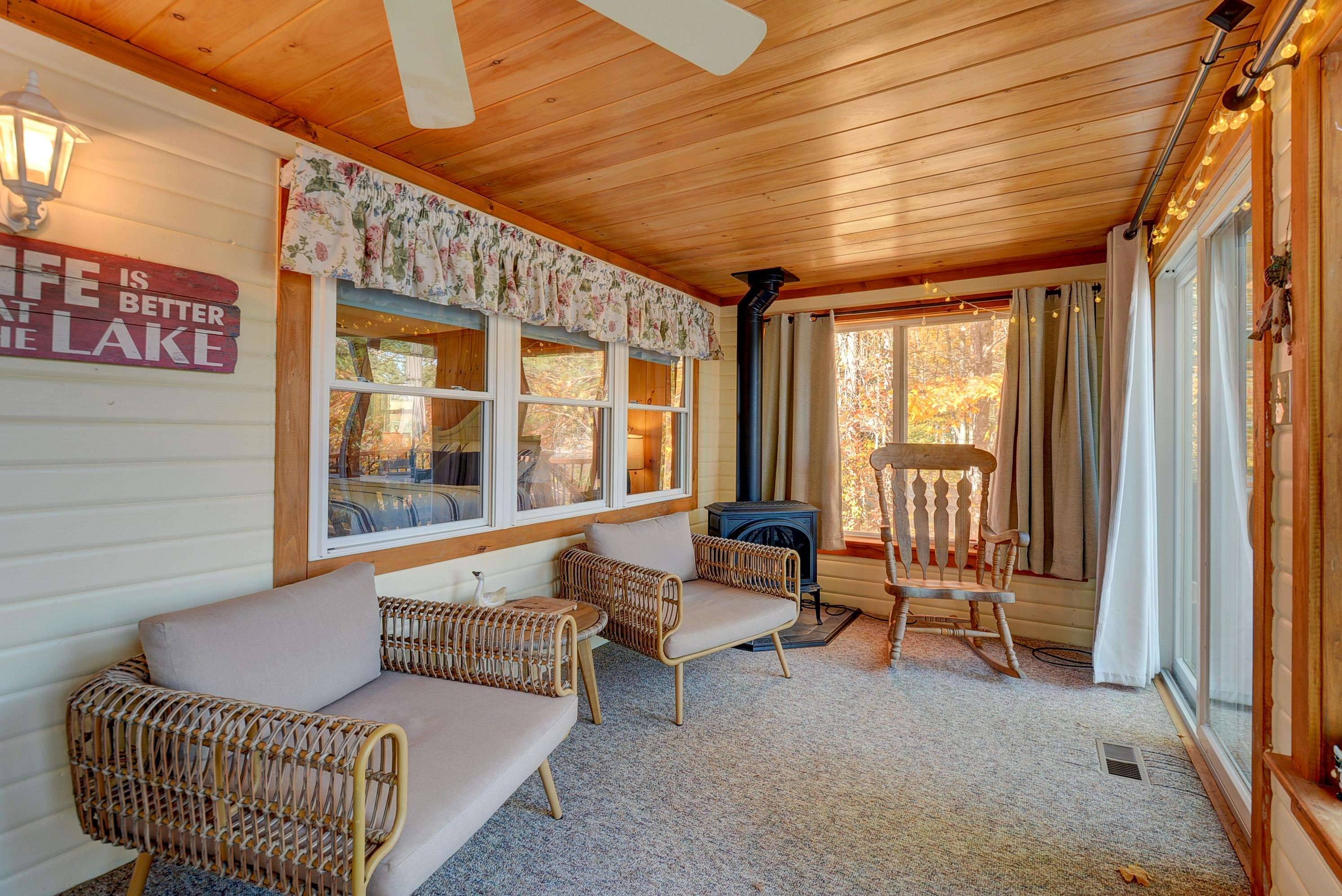 Wakefield, NH 03830,280 Beverly Hills DR