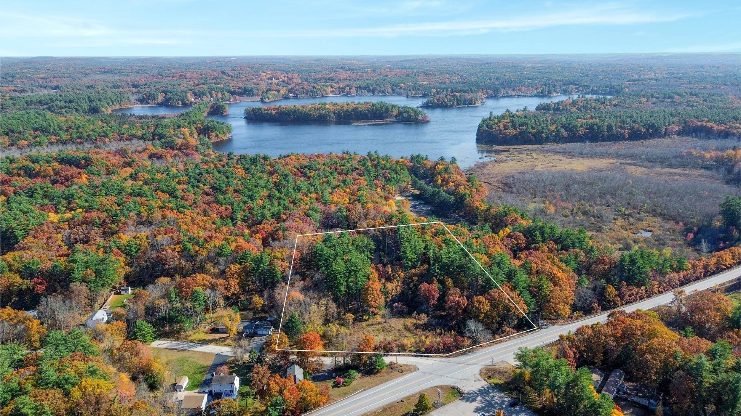 Kingston, NH 03848,1 Meeks RD