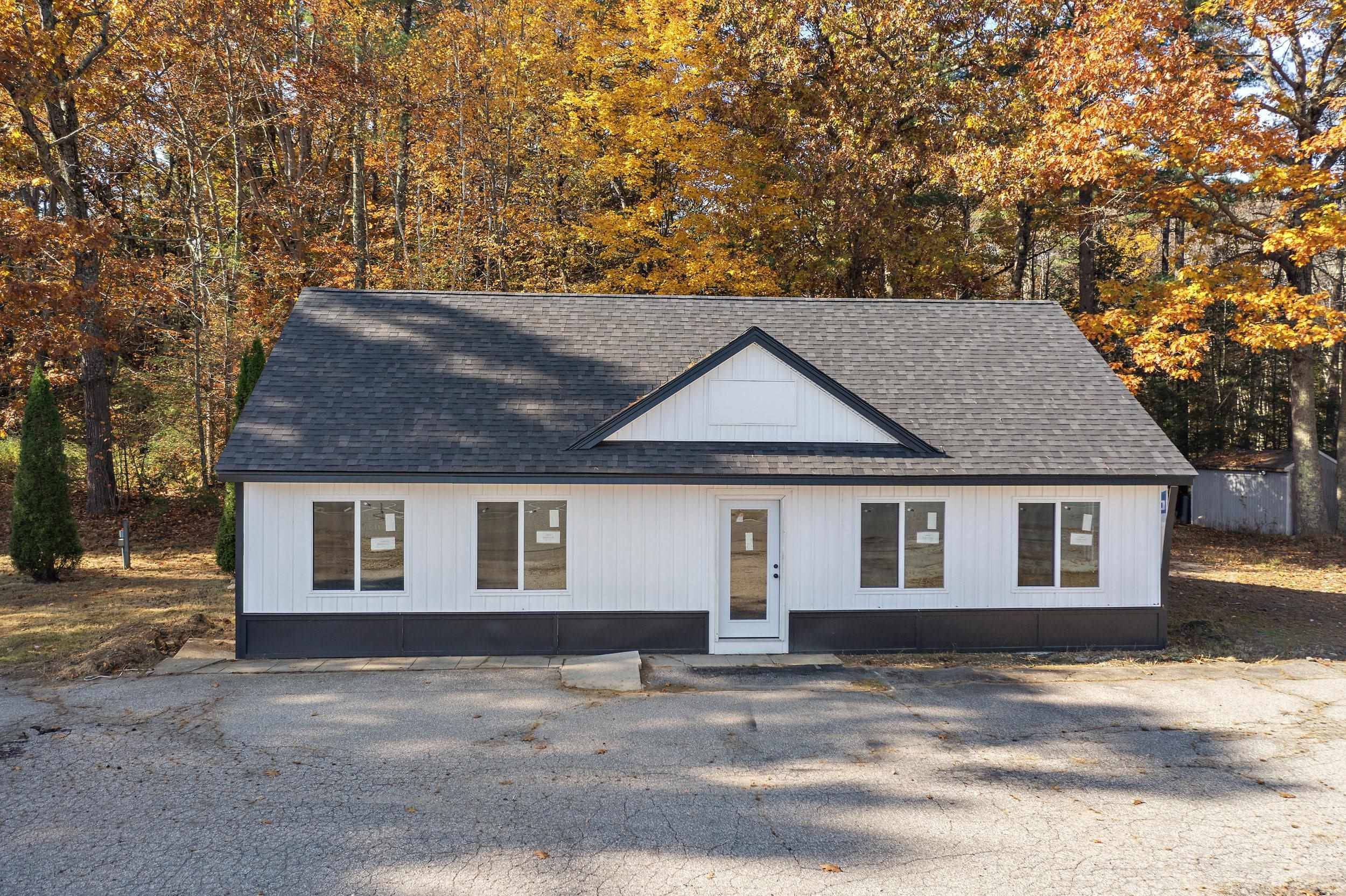 Brentwood, NH 03833,266 Route 125