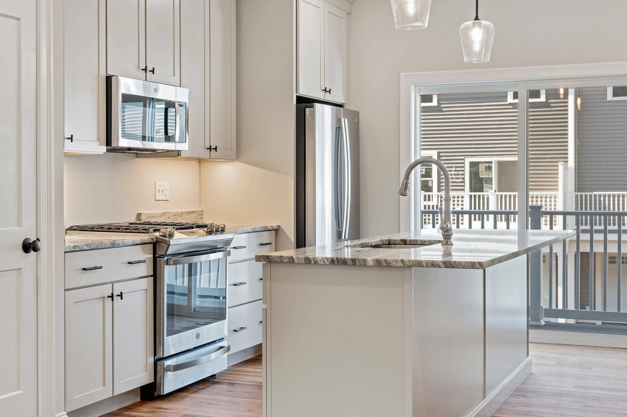 Portsmouth, NH 03801,13 Juniper LN