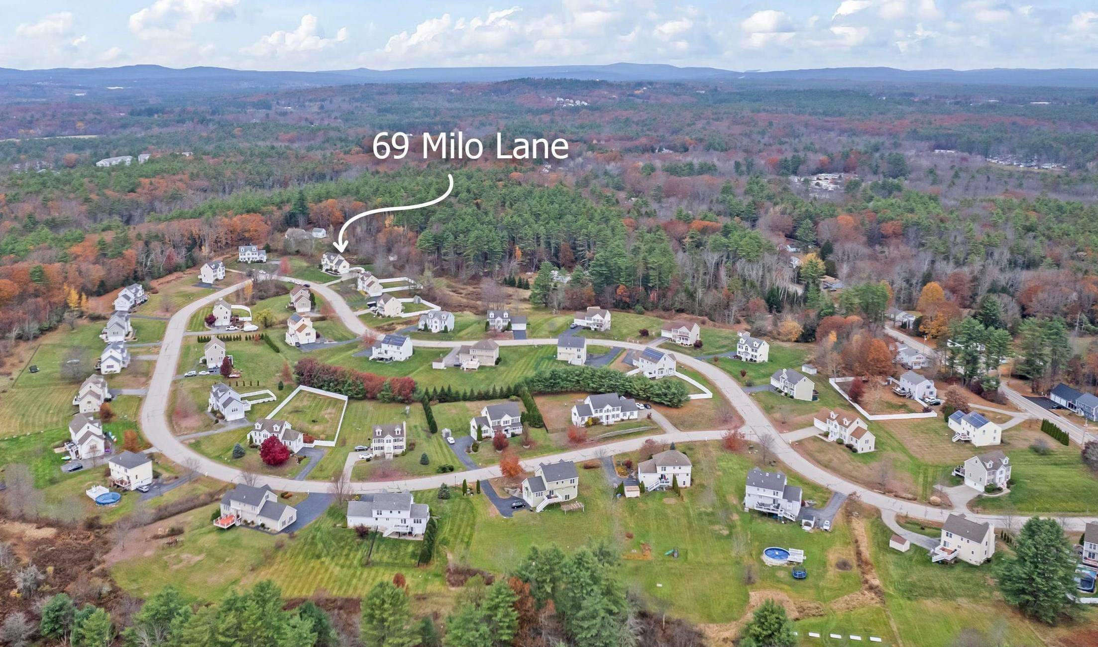 Somersworth, NH 03978,69 Milo LN