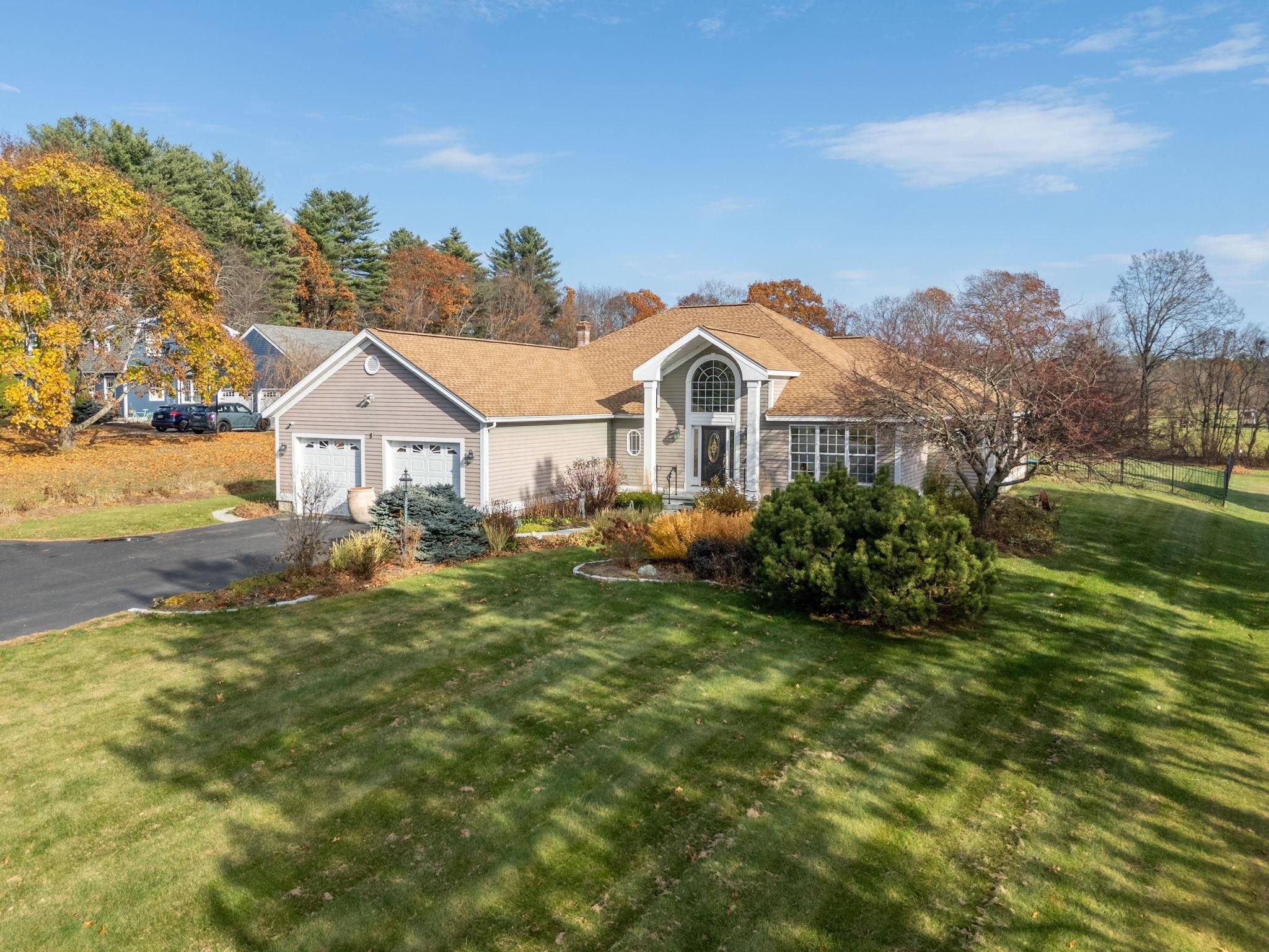 Stratham, NH 03885,17 Tall Pines DR