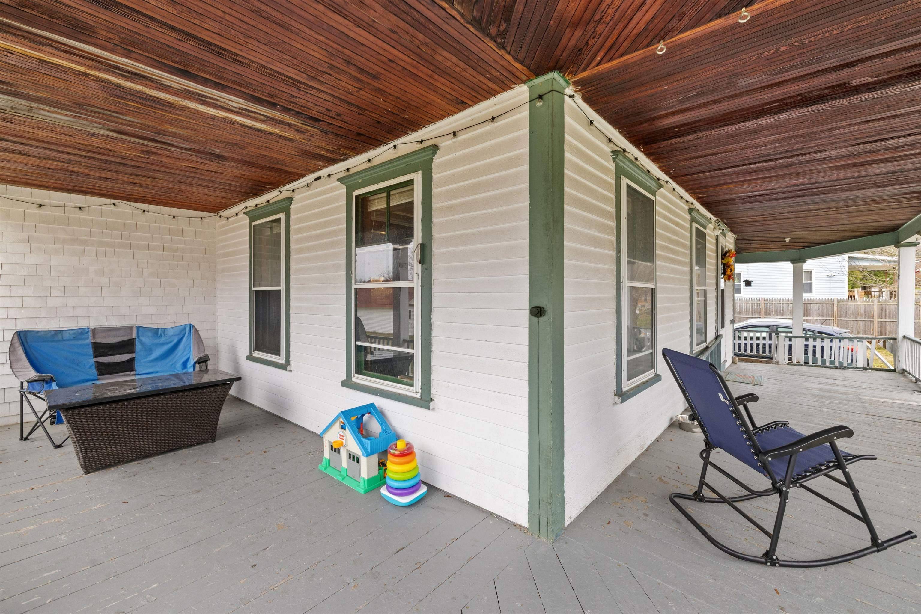 Bethlehem, NH 03574,247 Agassiz ST