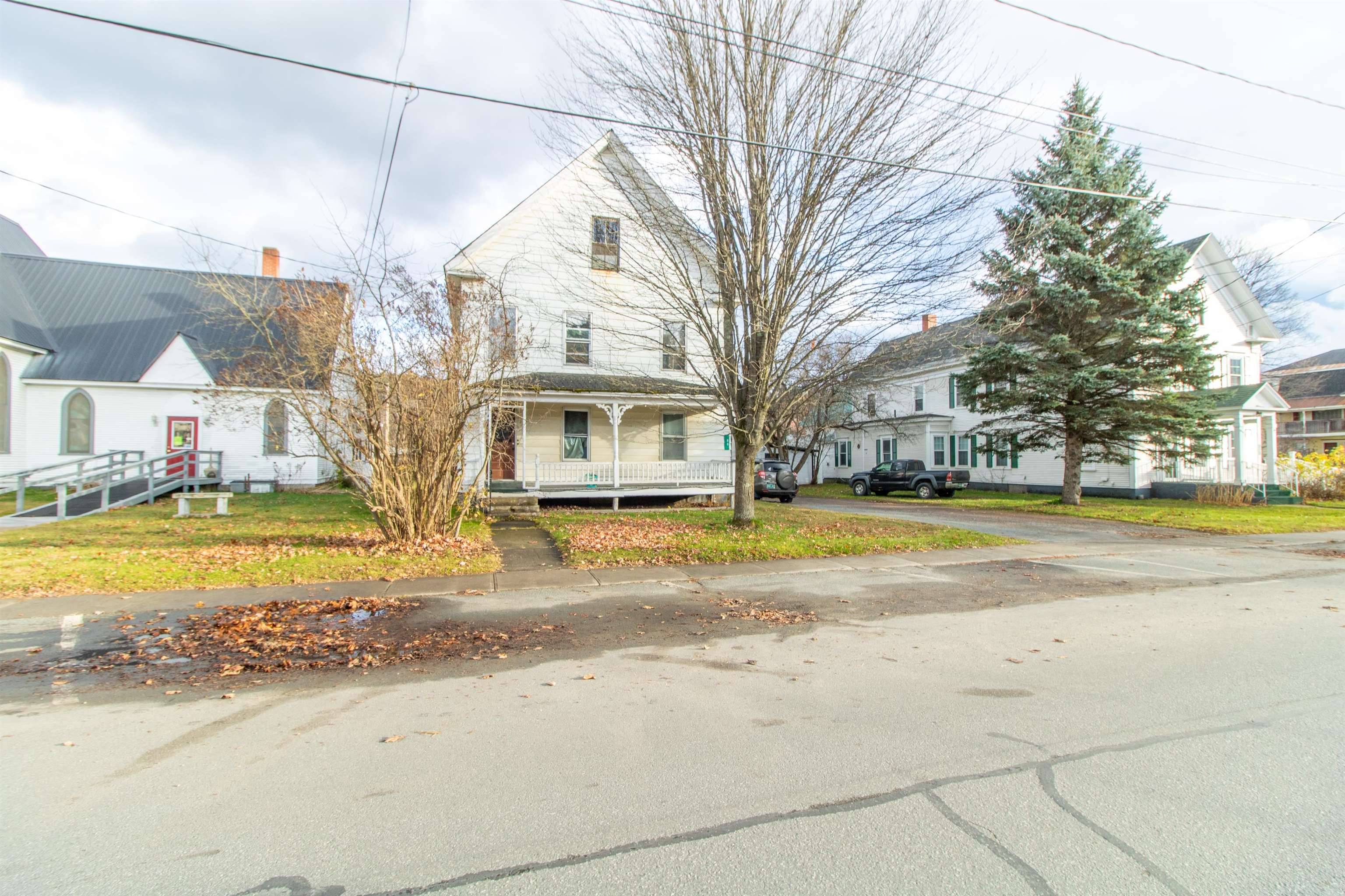 Lyndon, VT 05851,88 Church ST