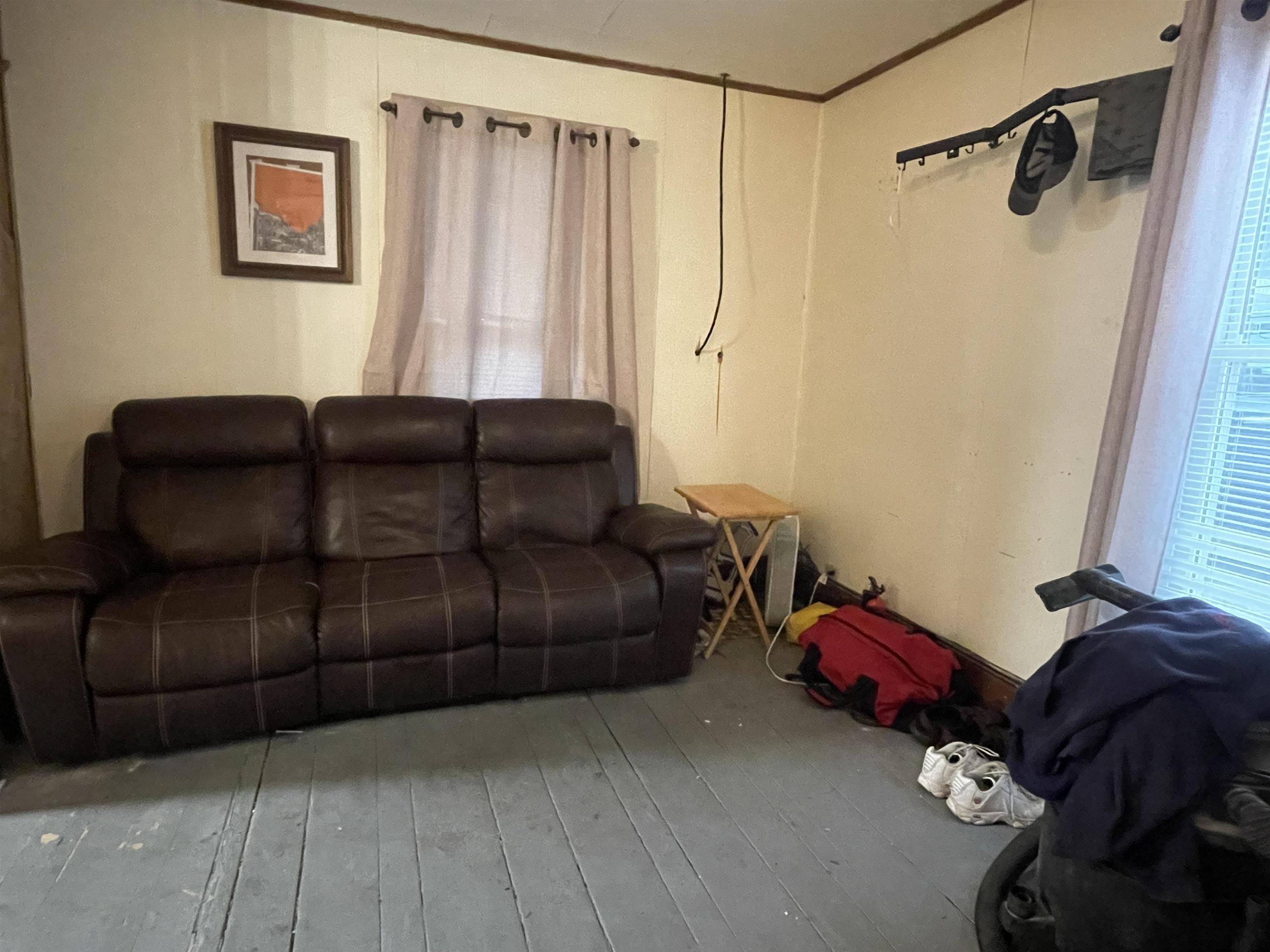 Berlin, NH 03570,46 Iceland ST