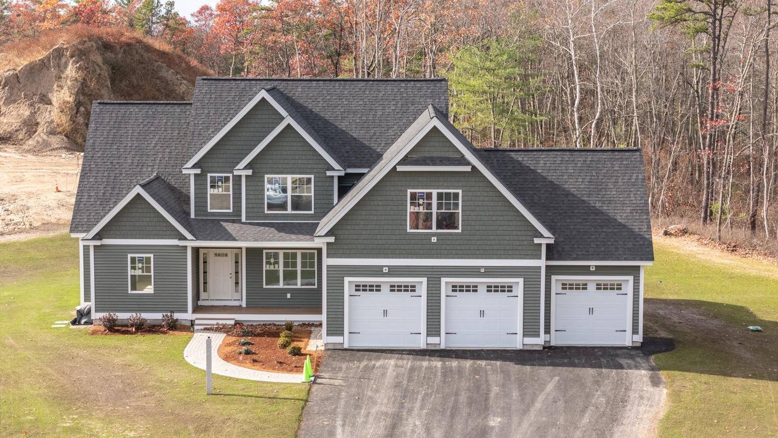 Derry, NH 03038,38 Daniel RD
