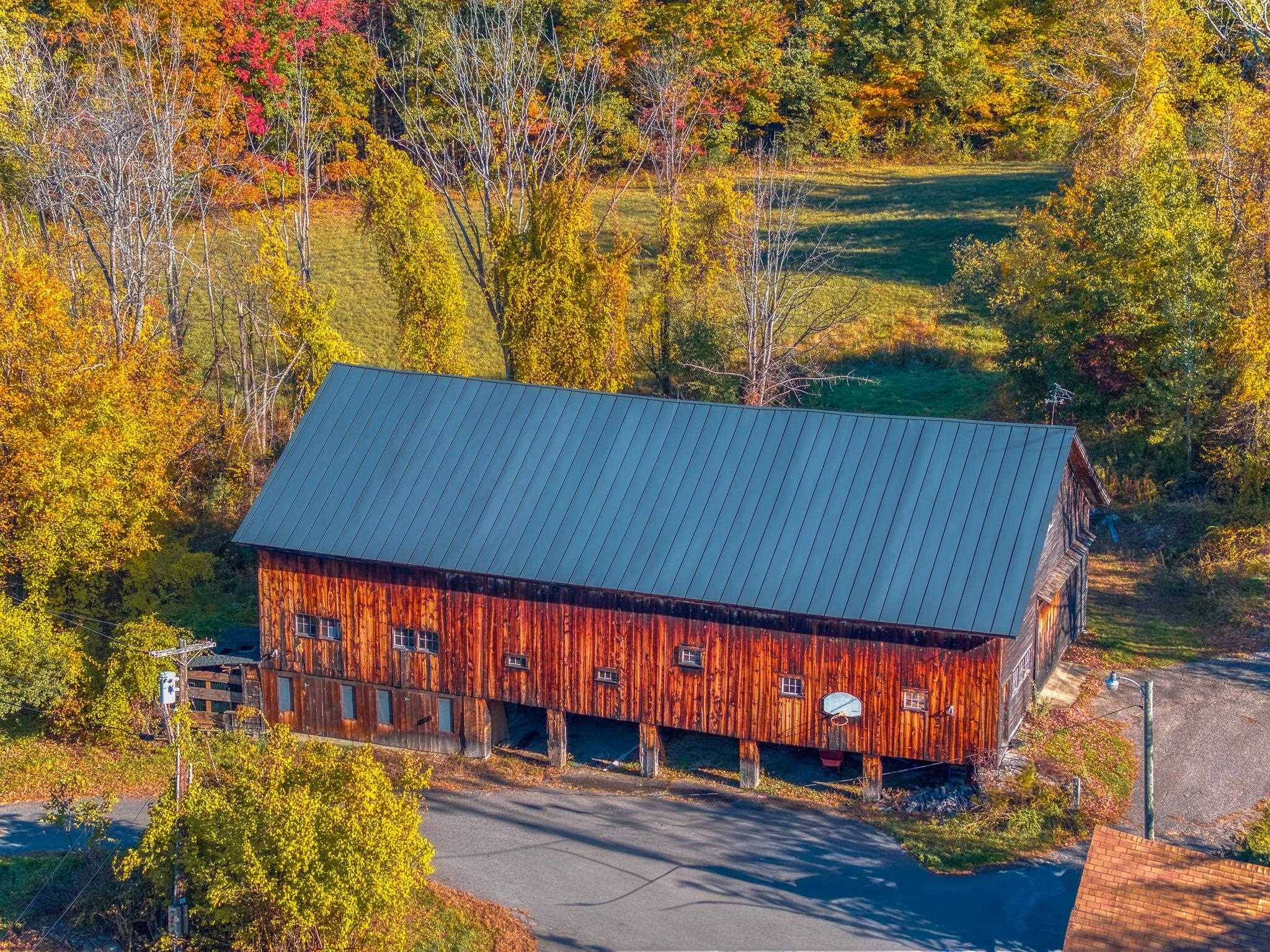 Goffstown, NH 03045,88 Saunders RD