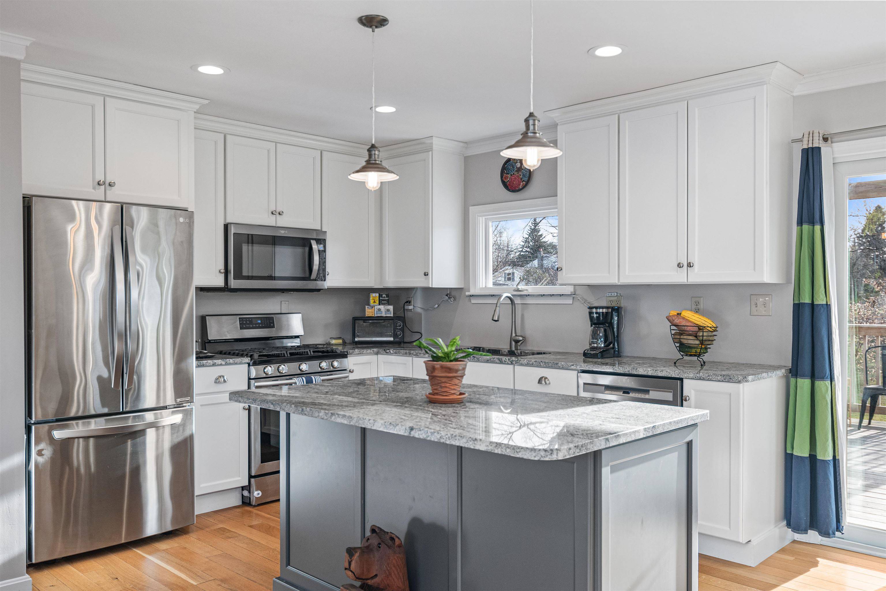 St. Albans Town, VT 05478,2 Bradley CT