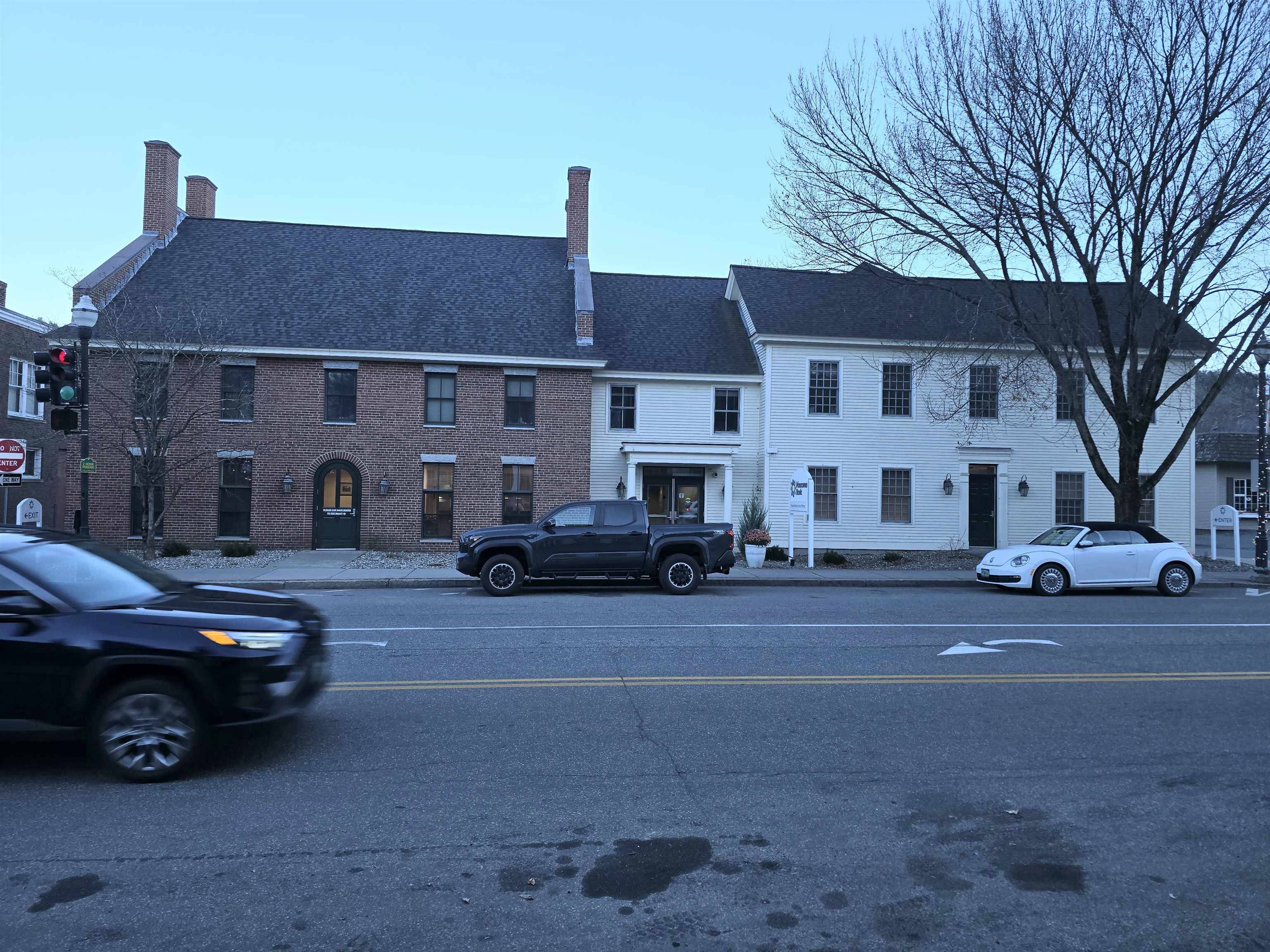 Windsor, VT 05089,105 Main ST