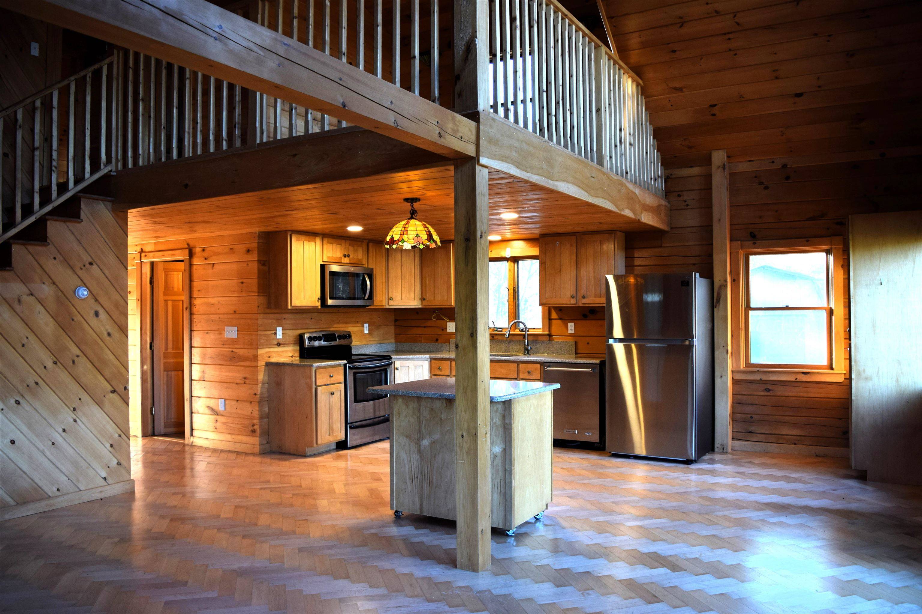 Newbury, VT 05051,307 Peach Brook RD