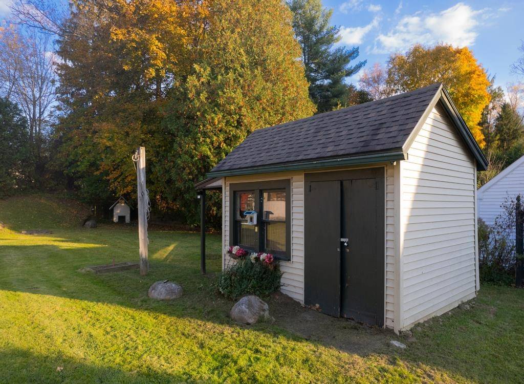 254 Lincoln AVE Rutland City, VT 05701