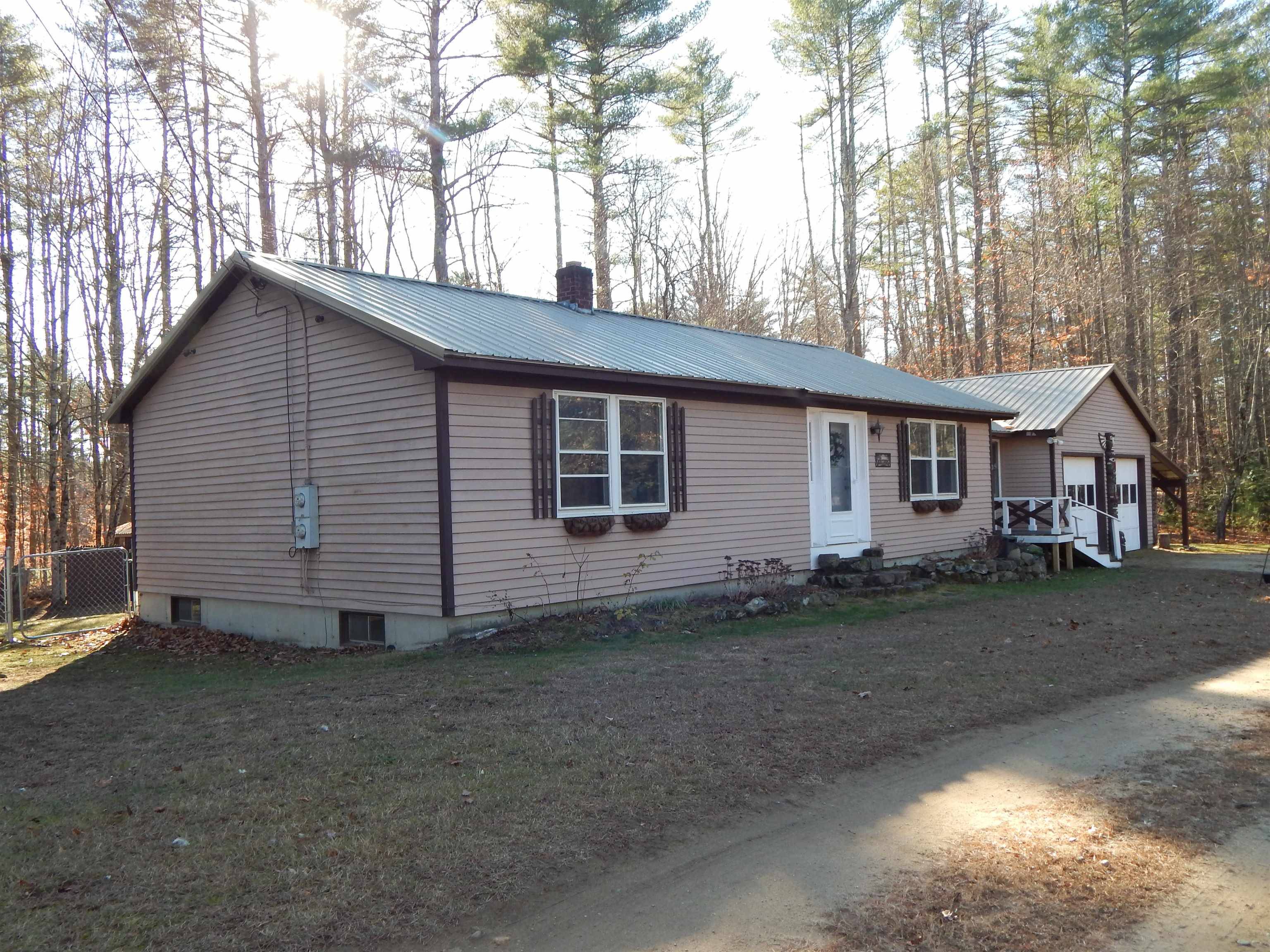 Loudon, NH 03307,7051 School ST