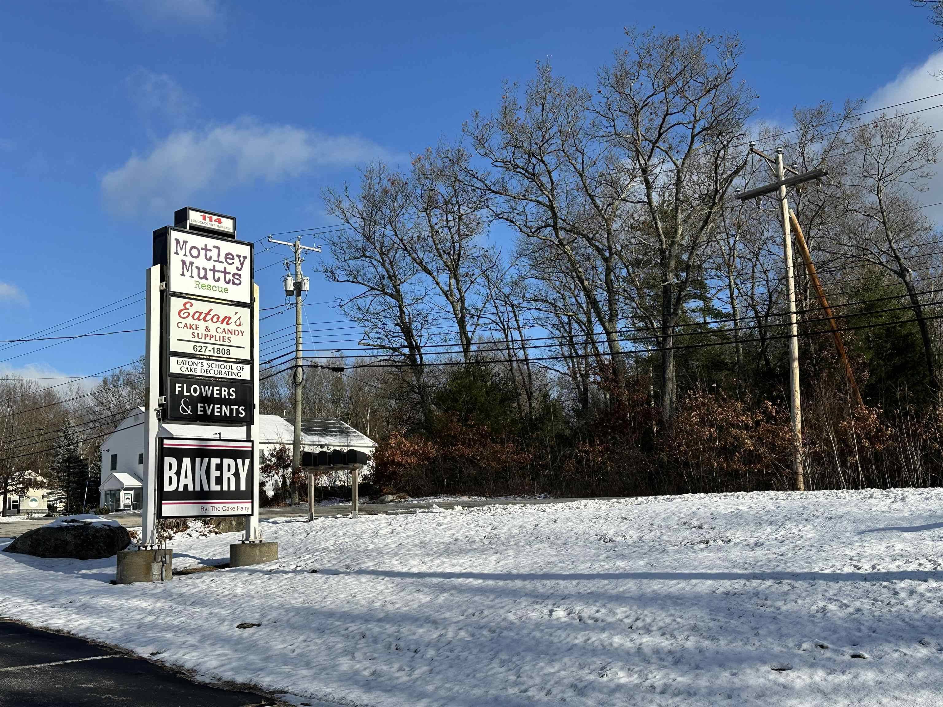 Hooksett, NH 03106,114 Londonderry TPKE #5
