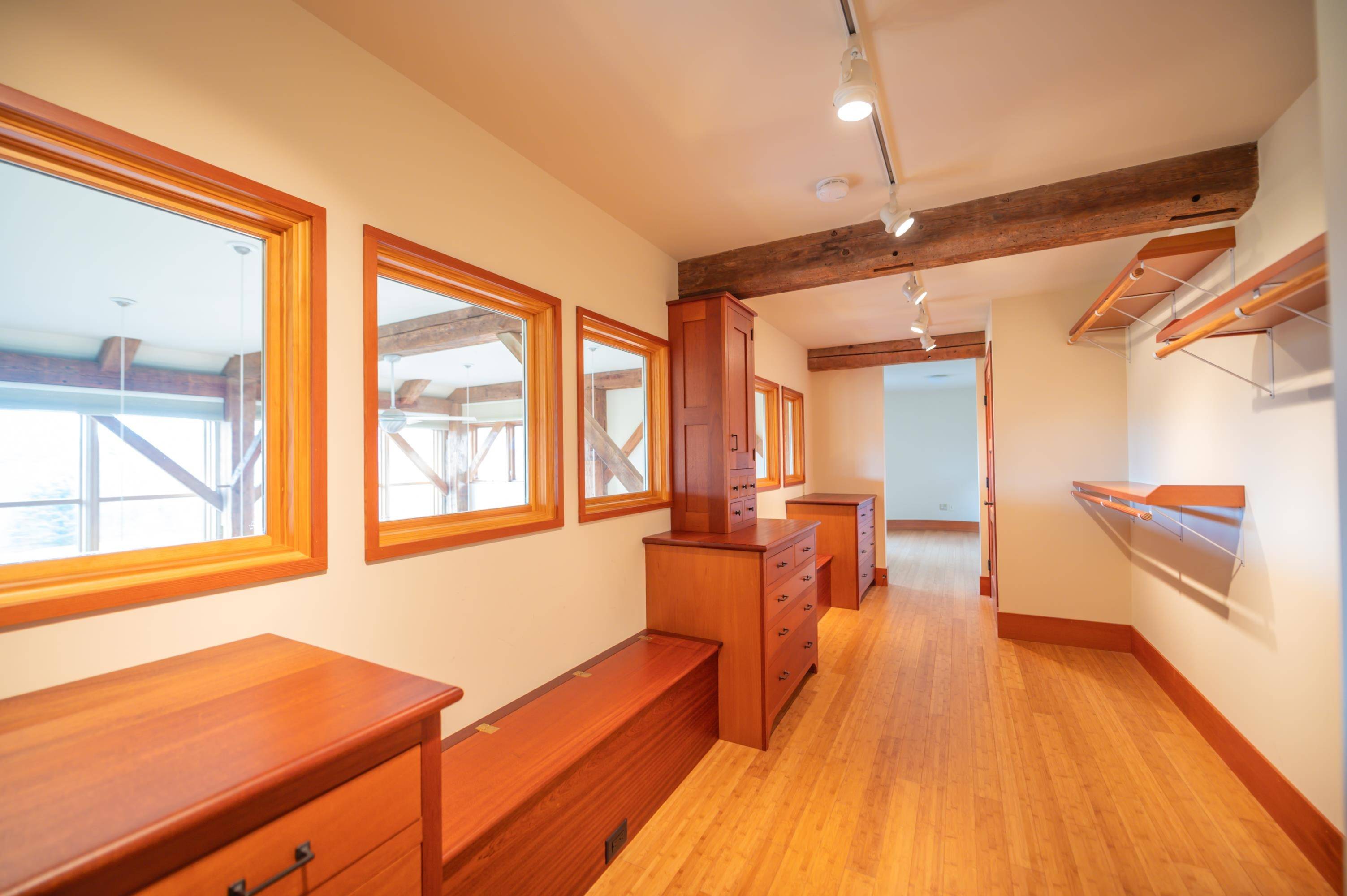 1324 Middle RD Dummerston, VT 05301