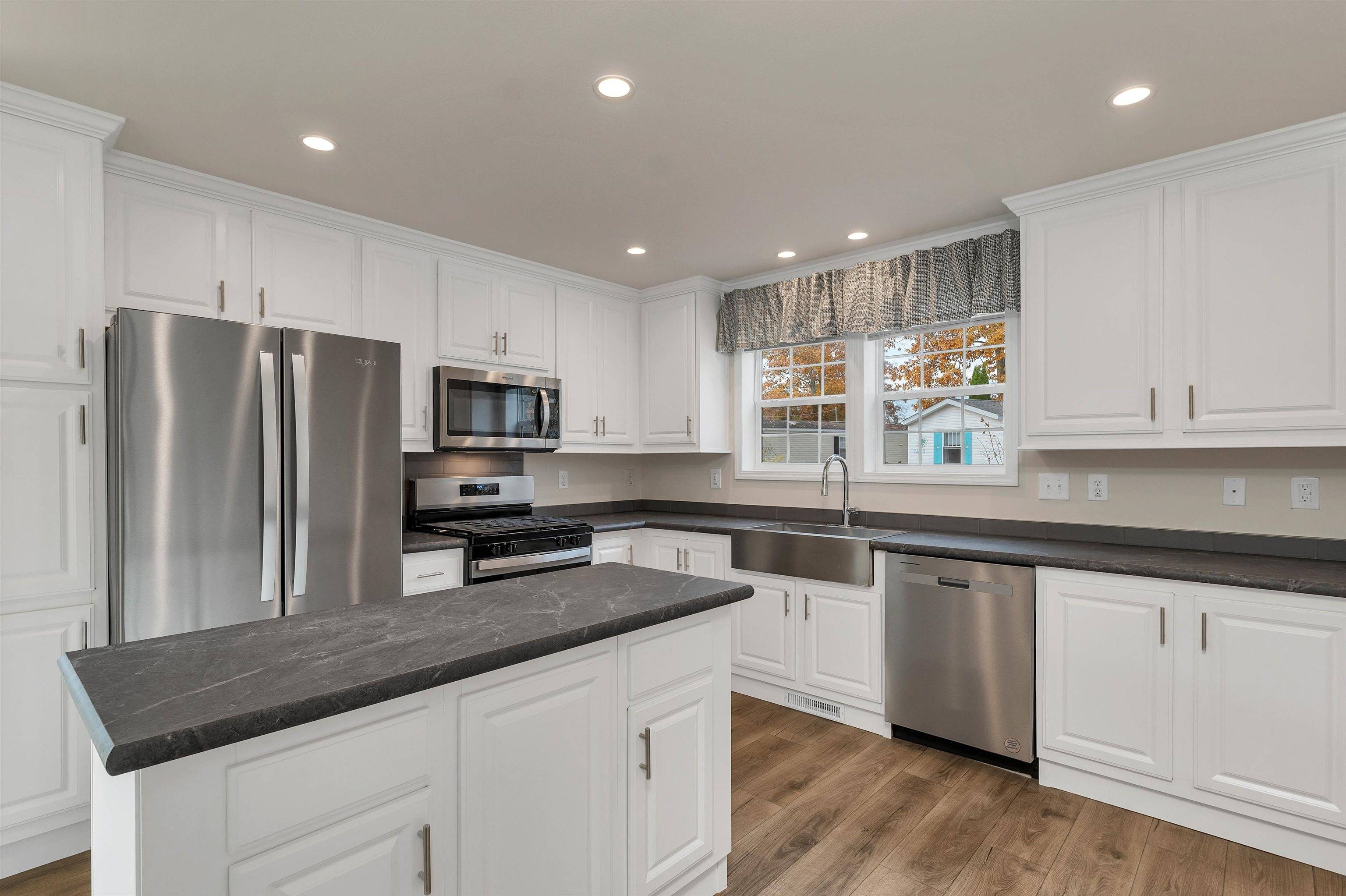 North Hampton, NH 03862,16 Sycamore AVE