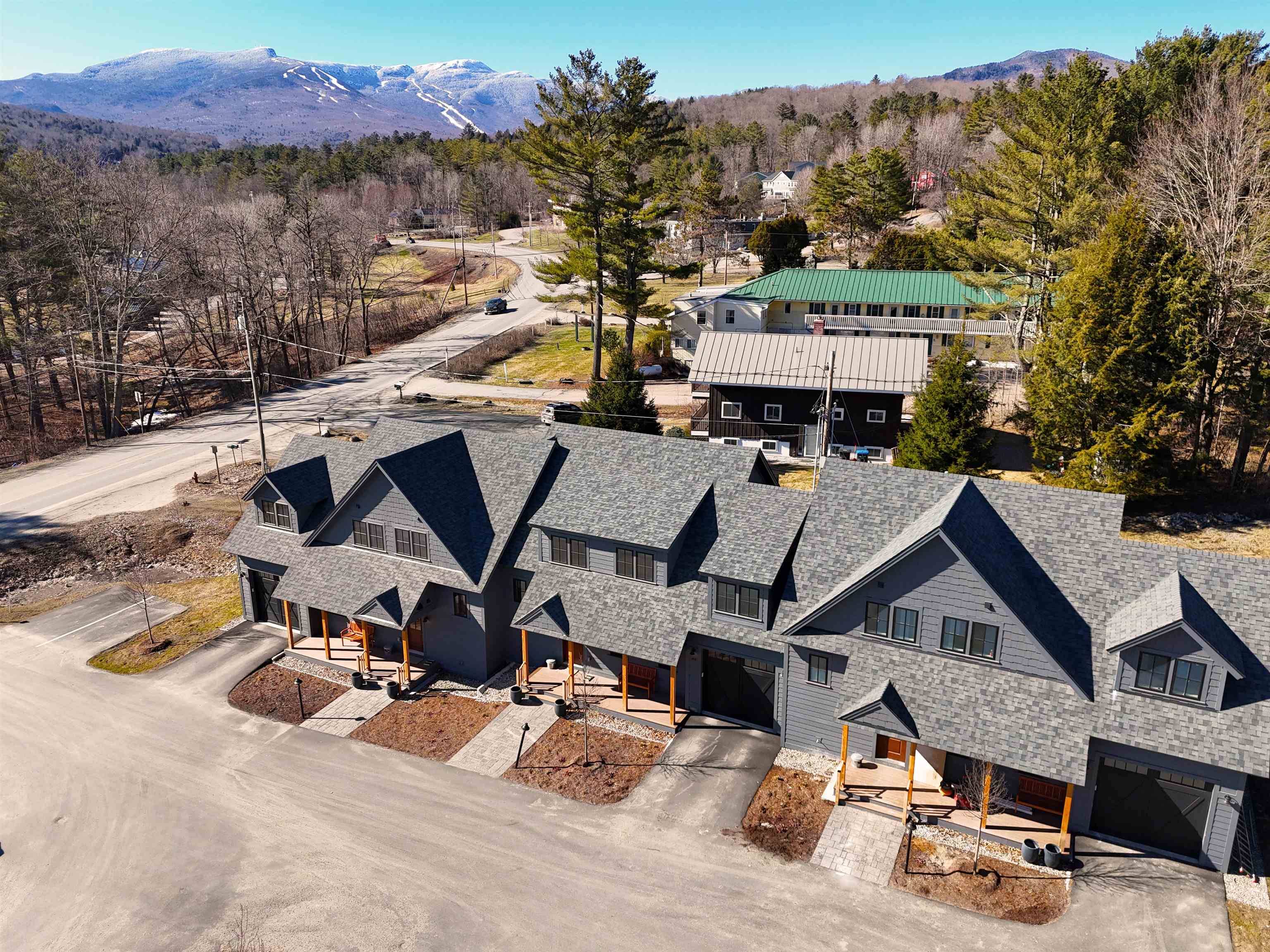 Stowe, VT 05672,60-B Landing CIR #60-B