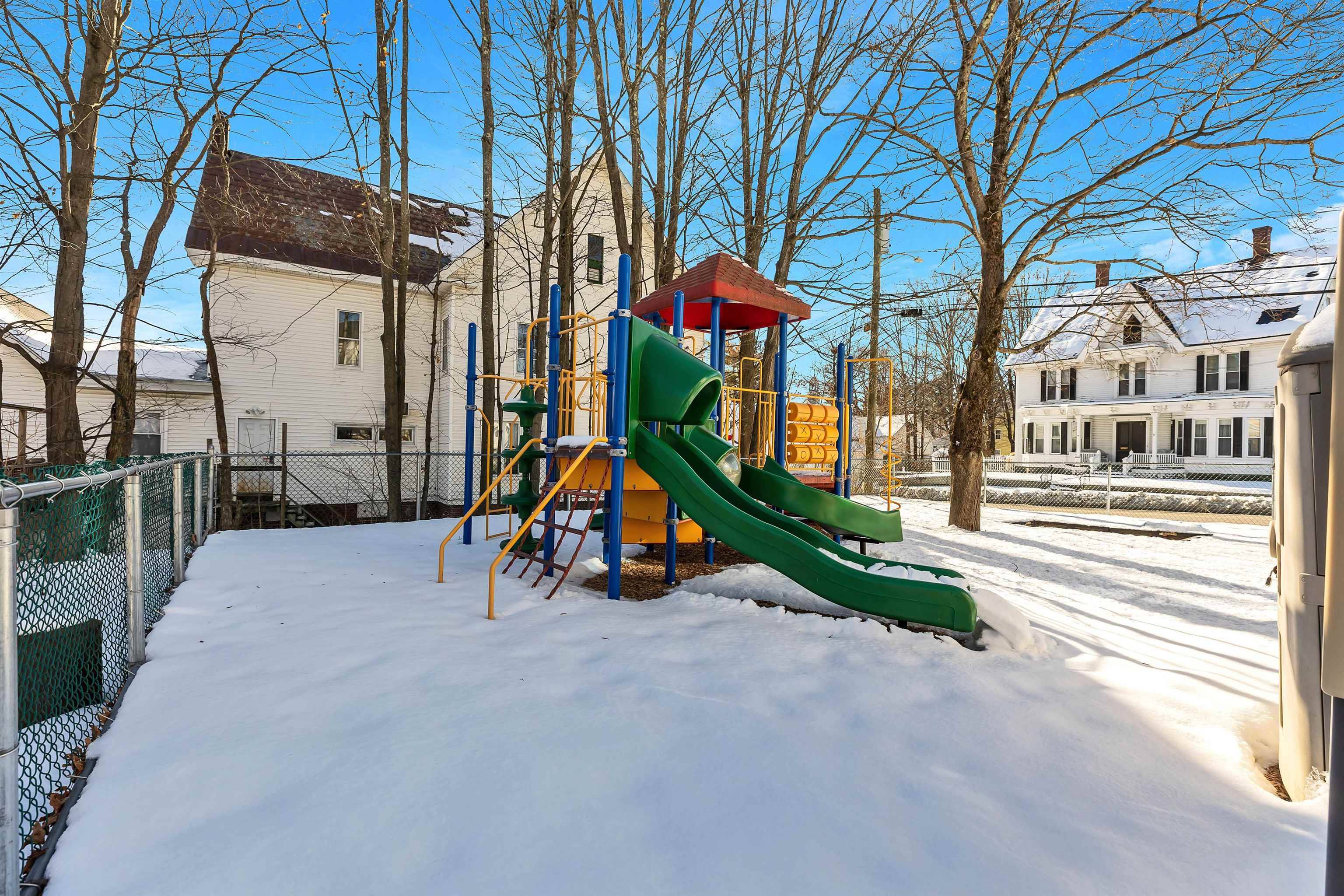 Hillsborough, NH 03244,21 School ST