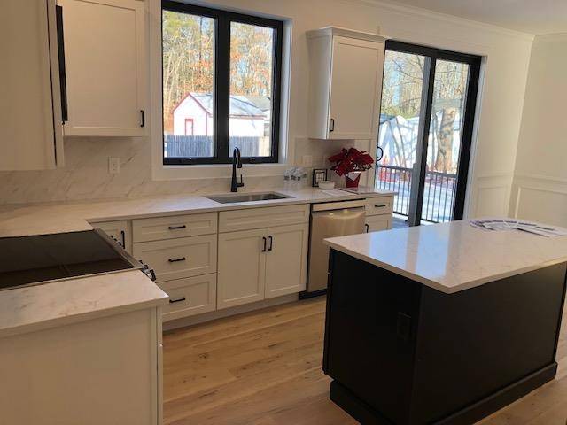 Concord, NH 03303,59 Hobart ST