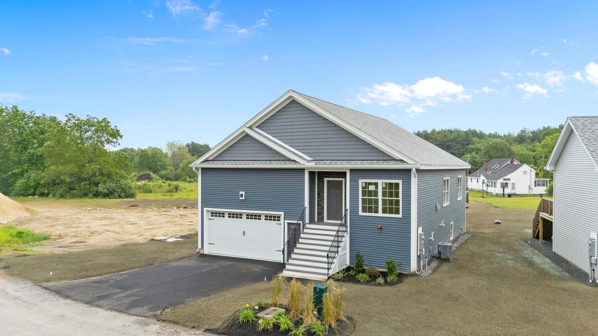 Salem, NH 03079,4 Mary Anthony DR #17
