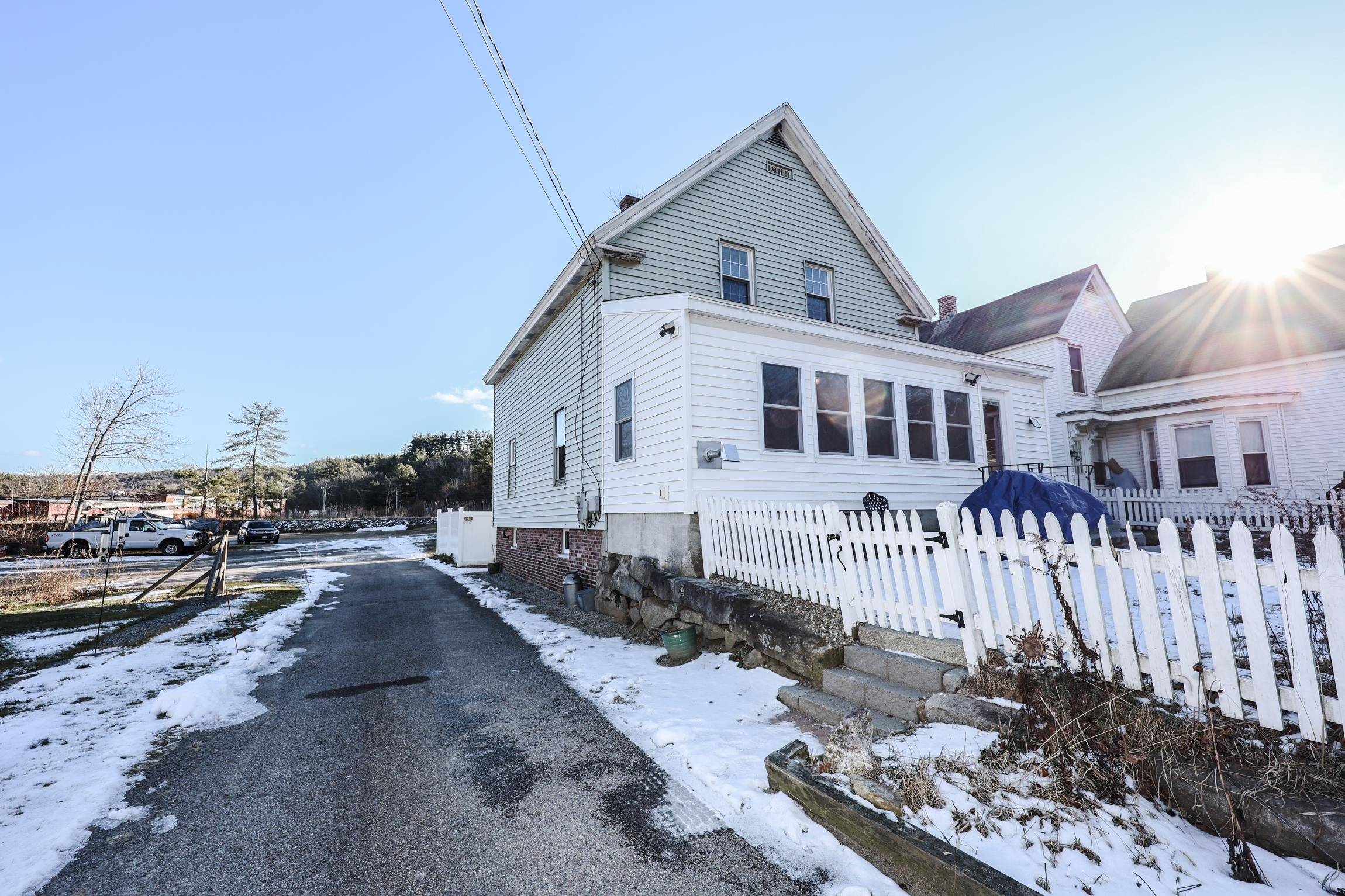 Wilton, NH 03086,38 Island ST