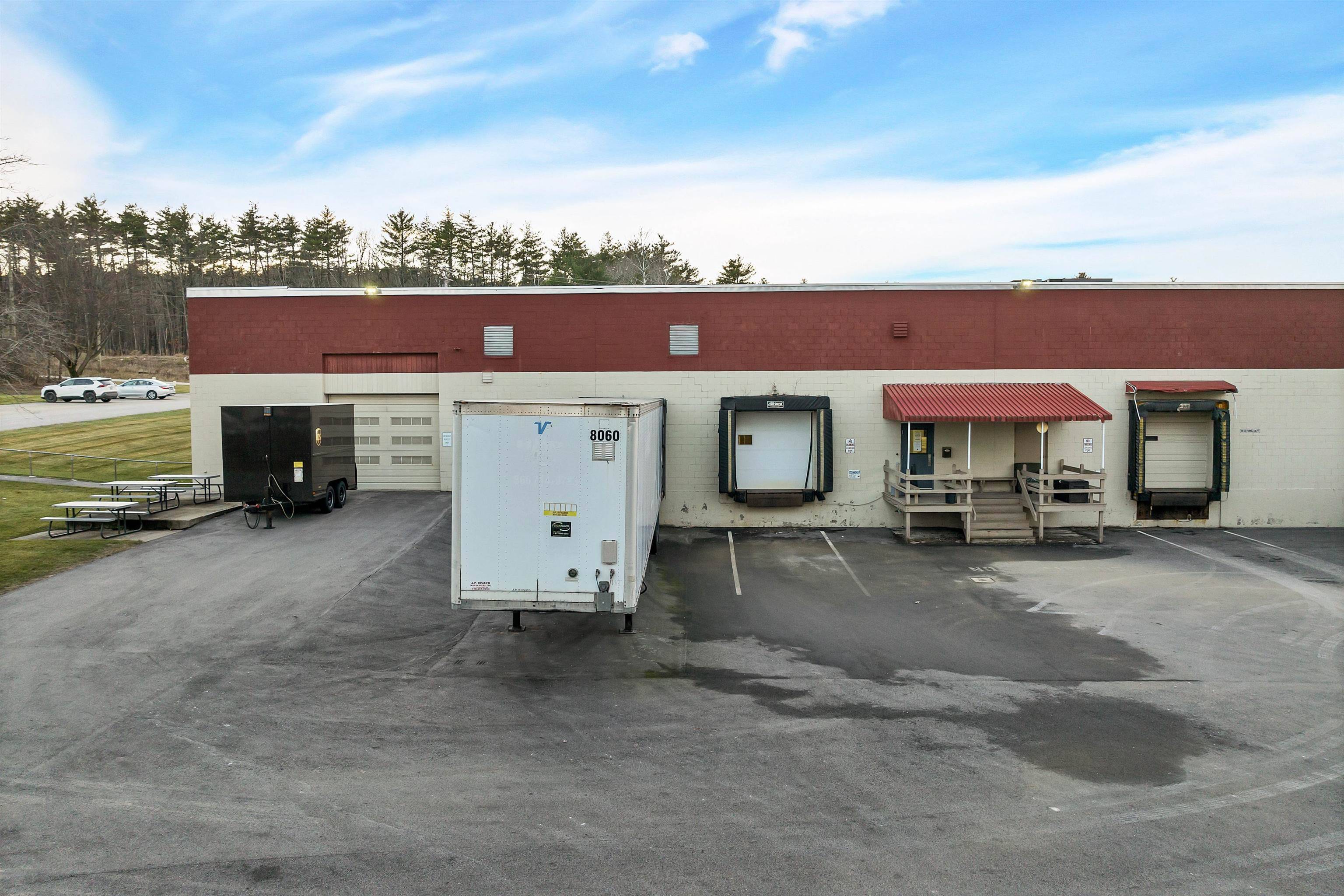 Milford, NH 03055,48 Powers ST