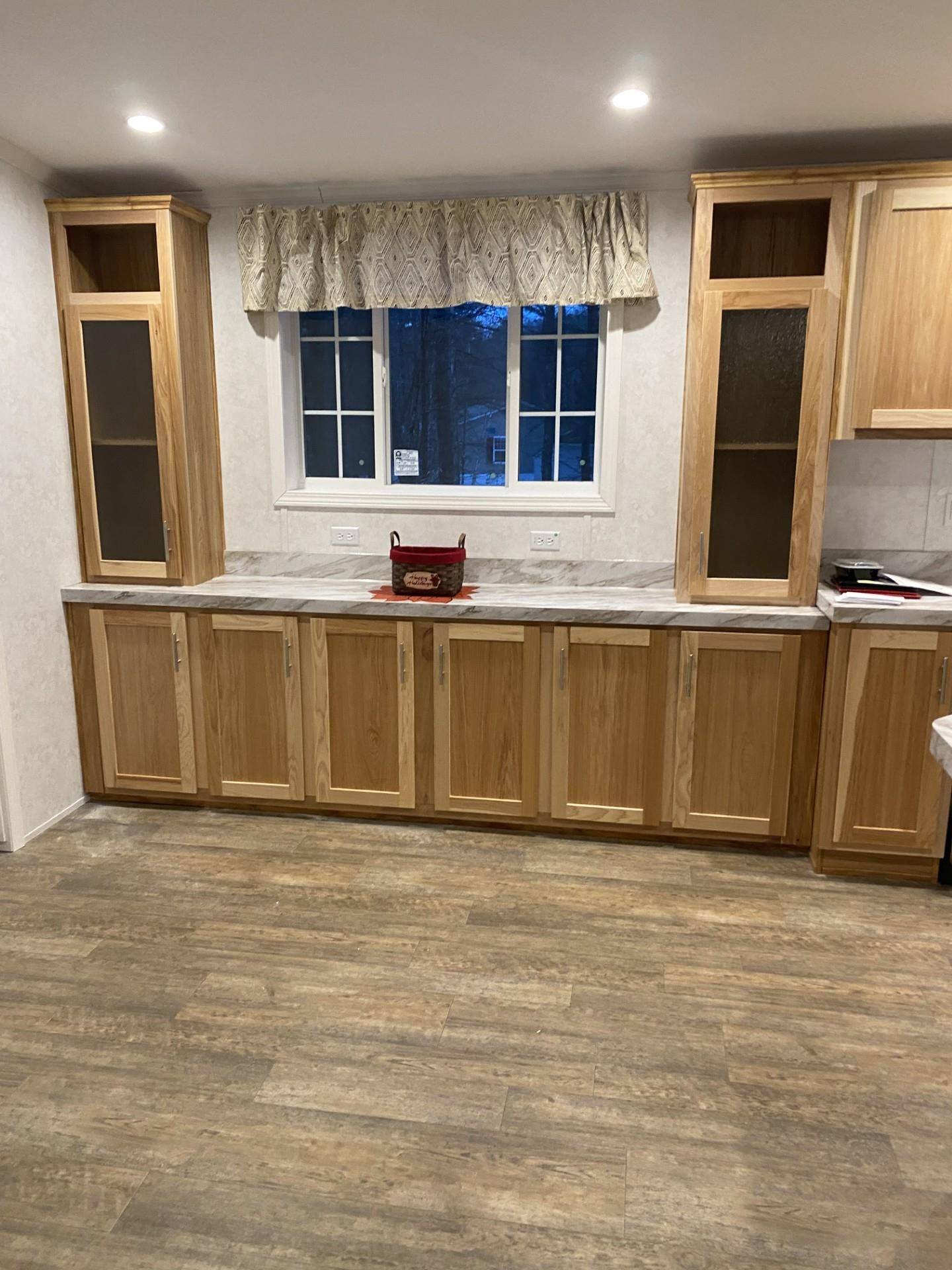 Wolfeboro, NH 03894,10 Granite LN