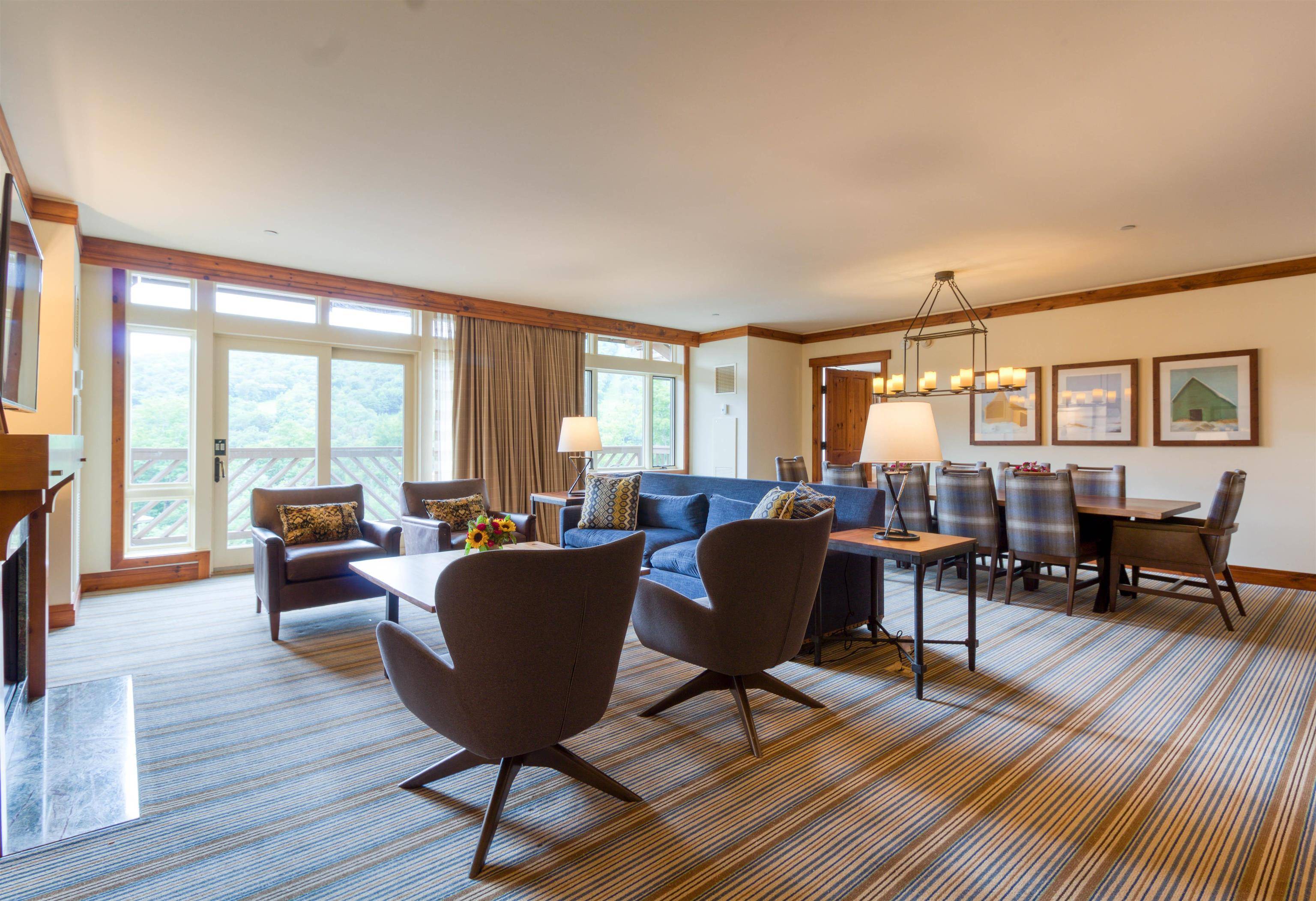 Stowe, VT 05672,7412 Mountain RD #428-01