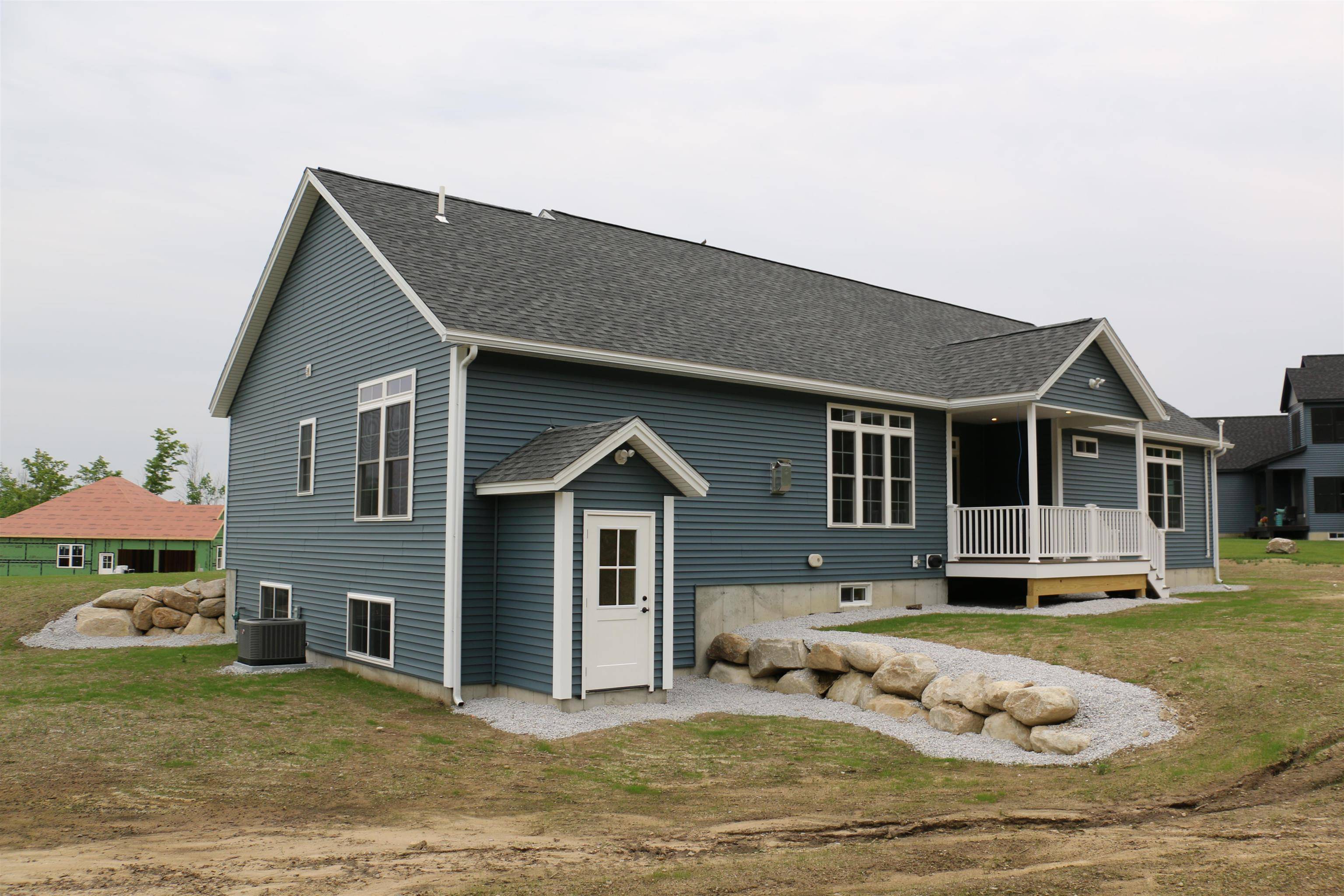 Pembroke, NH 03275,422 Grady LN #36
