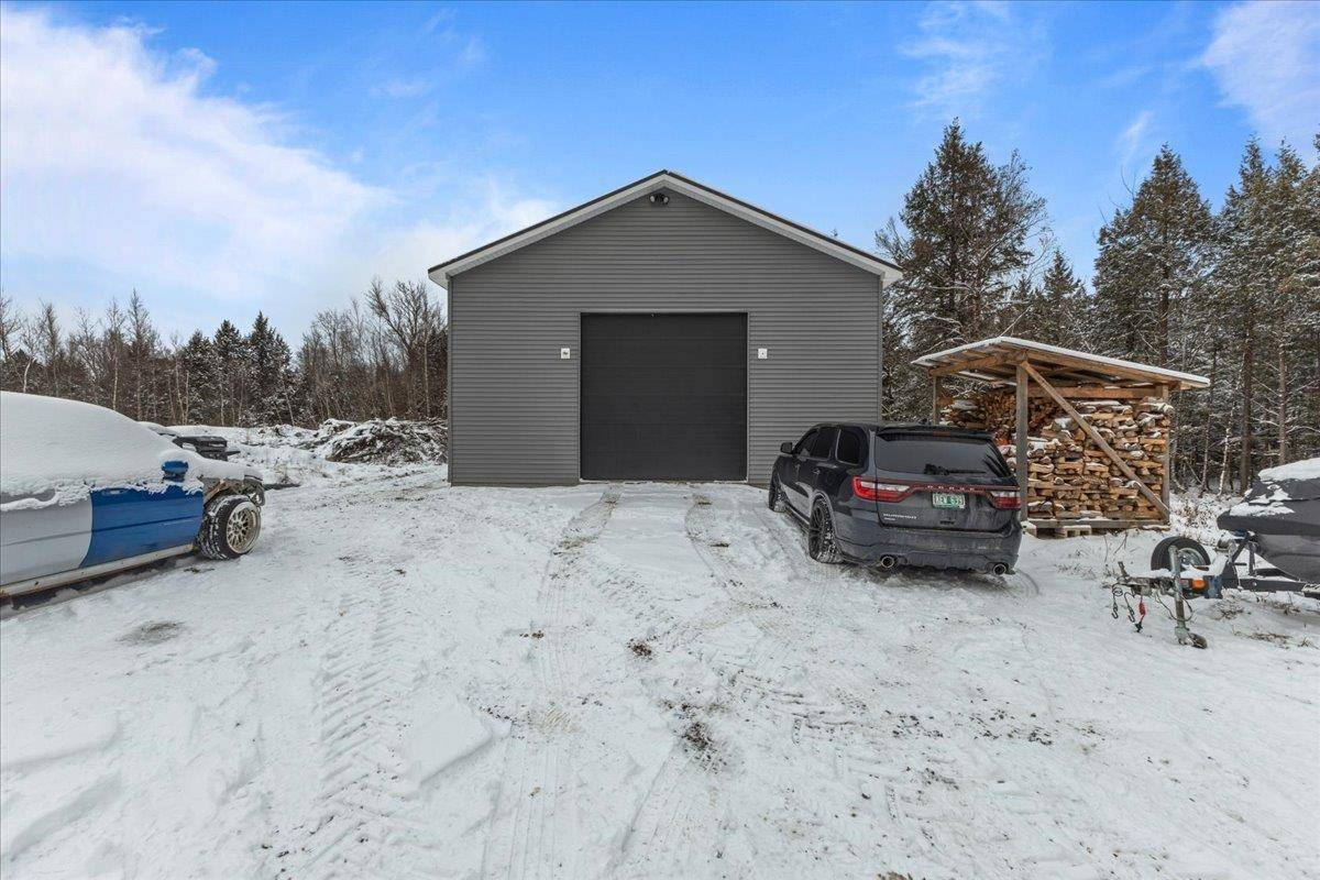 Essex Junction, VT 05453,33 Hanley LN