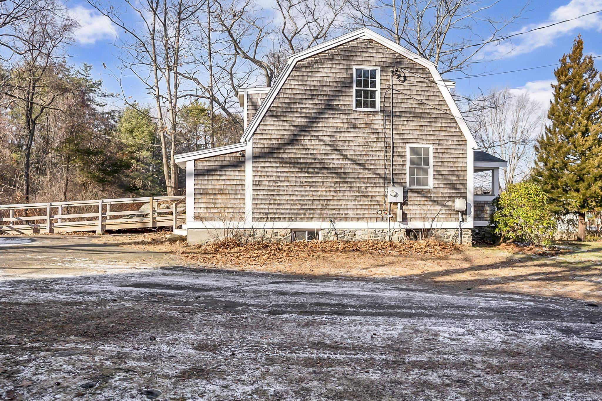 Portsmouth, NH 03801,1151 Sagamore AVE