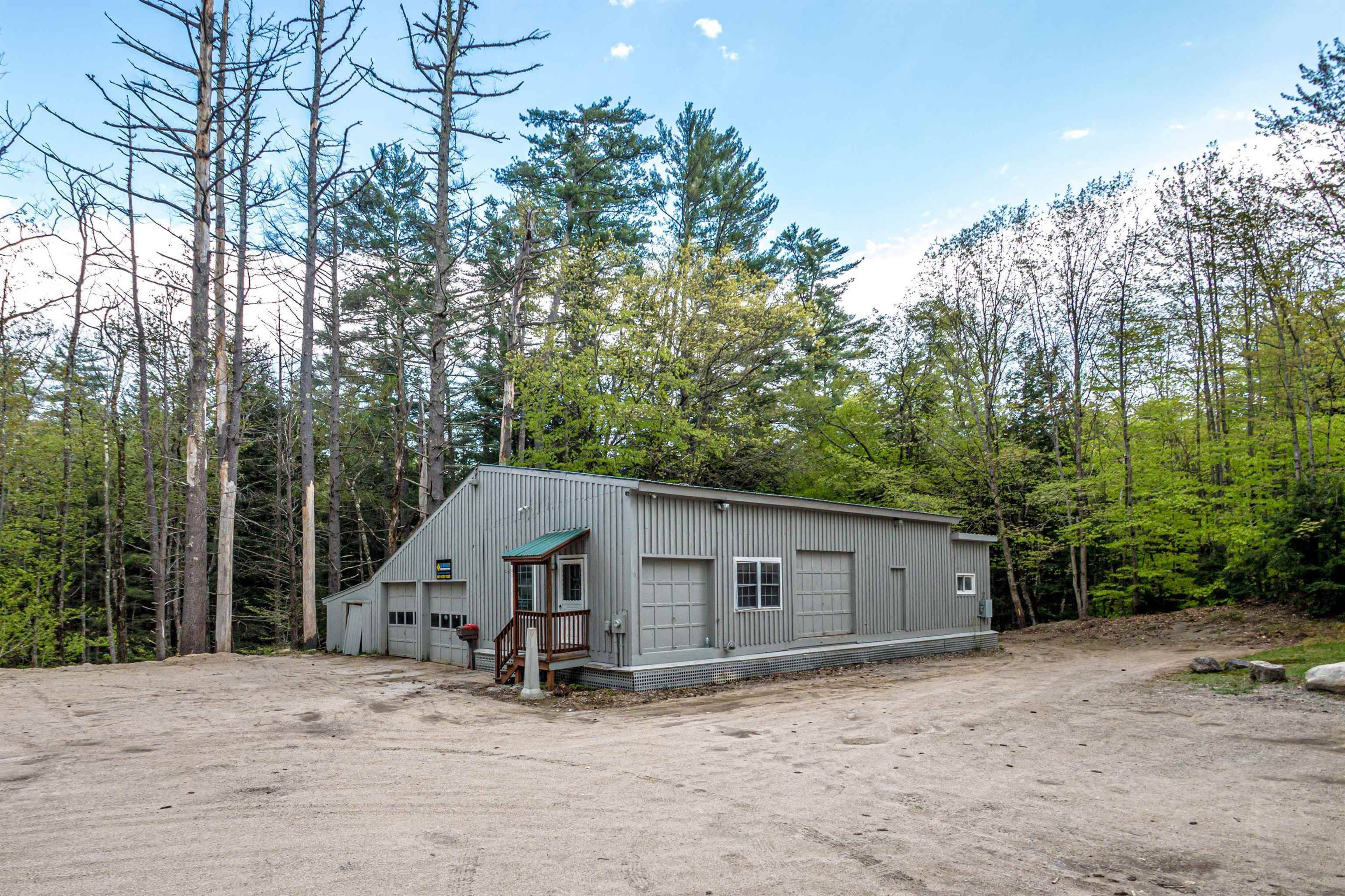 Conway, NH 03860,261 Grove ST