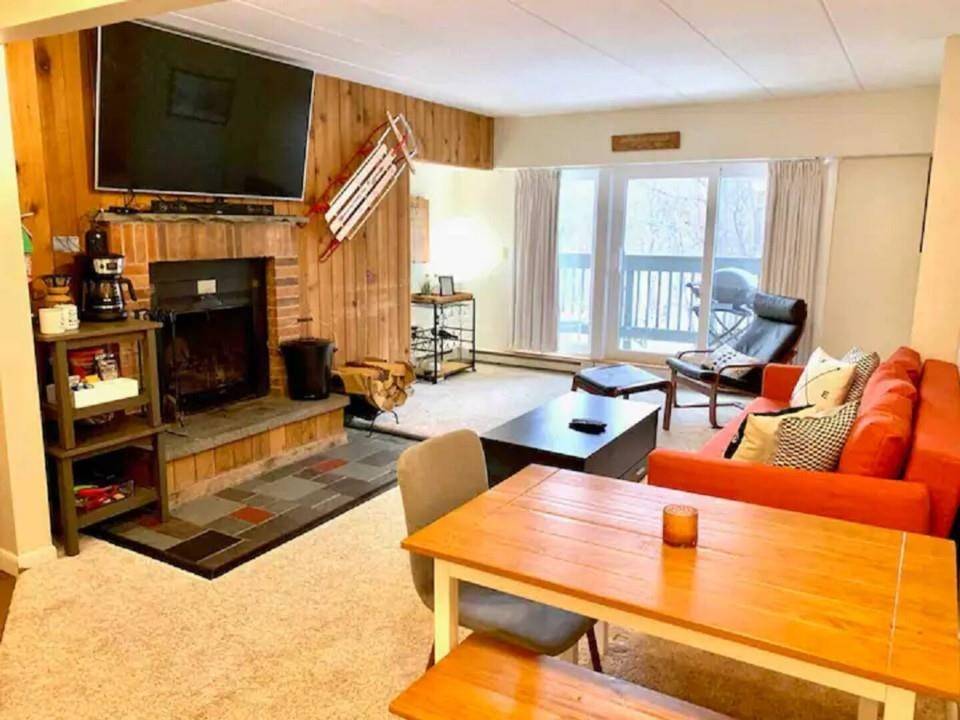 Killington, VT 05751,135 E Mountain RD #1D5