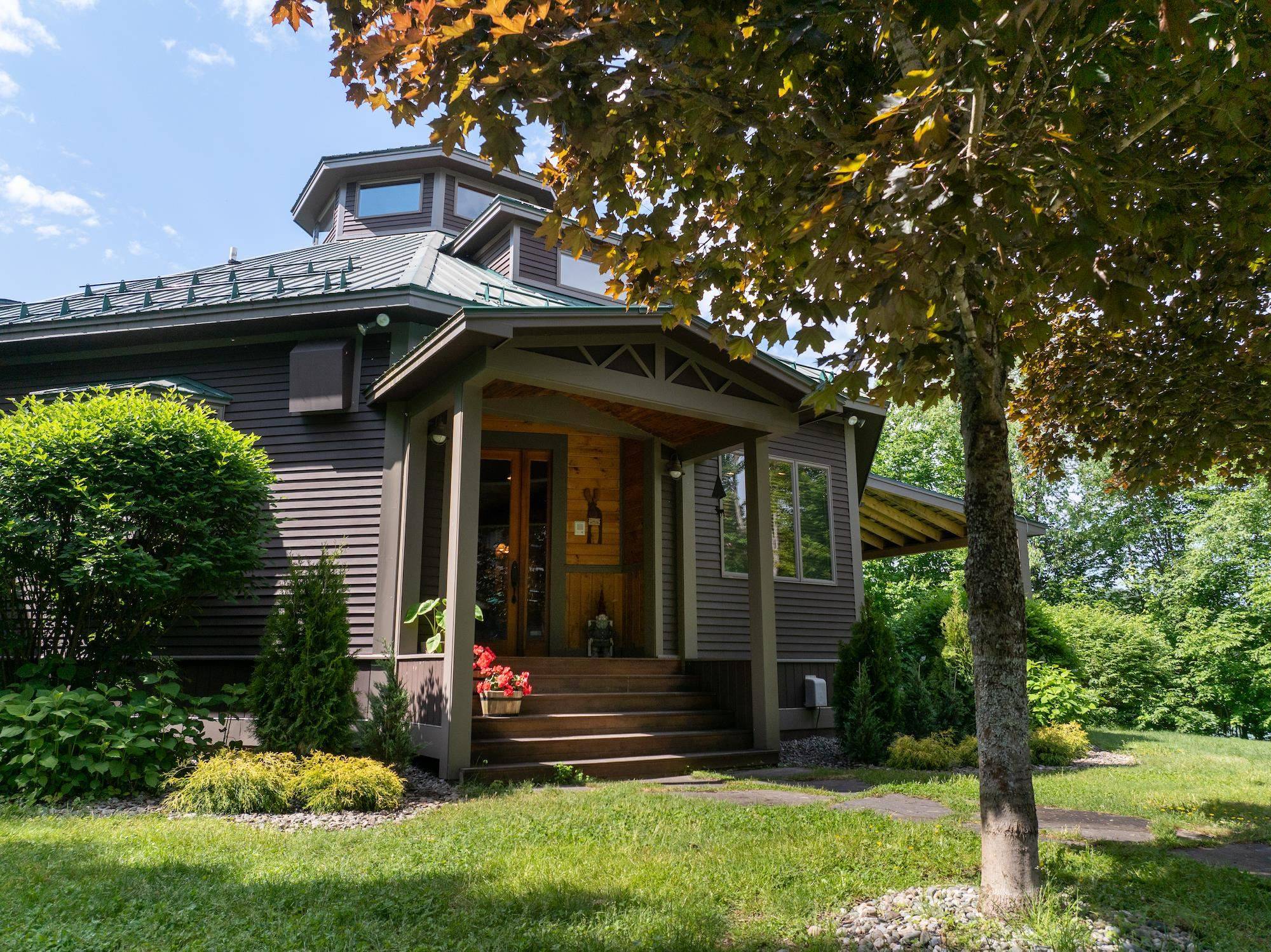 404 Patnoe Farm DR Hyde Park, VT 05655