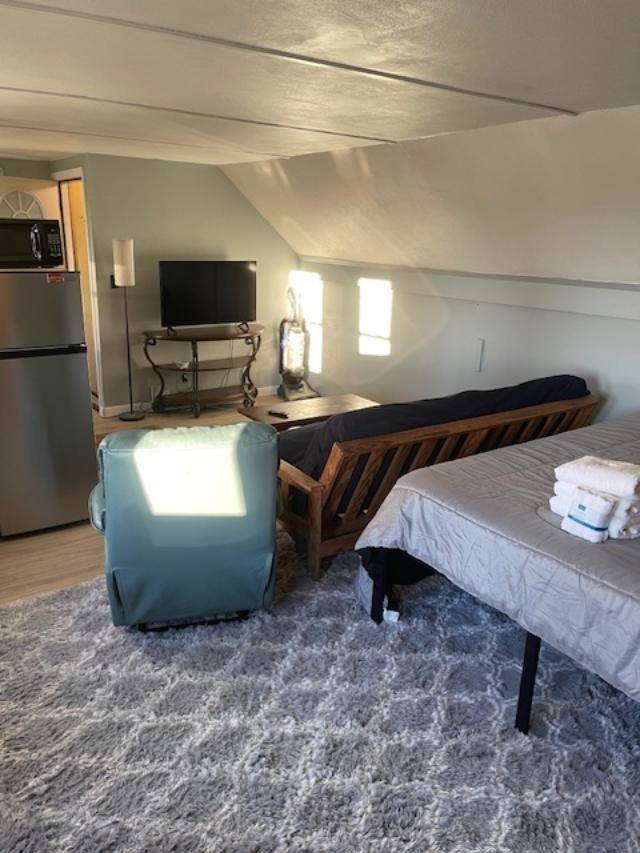 Hopkinton, NH 03229,163 Gould Hill RD #A