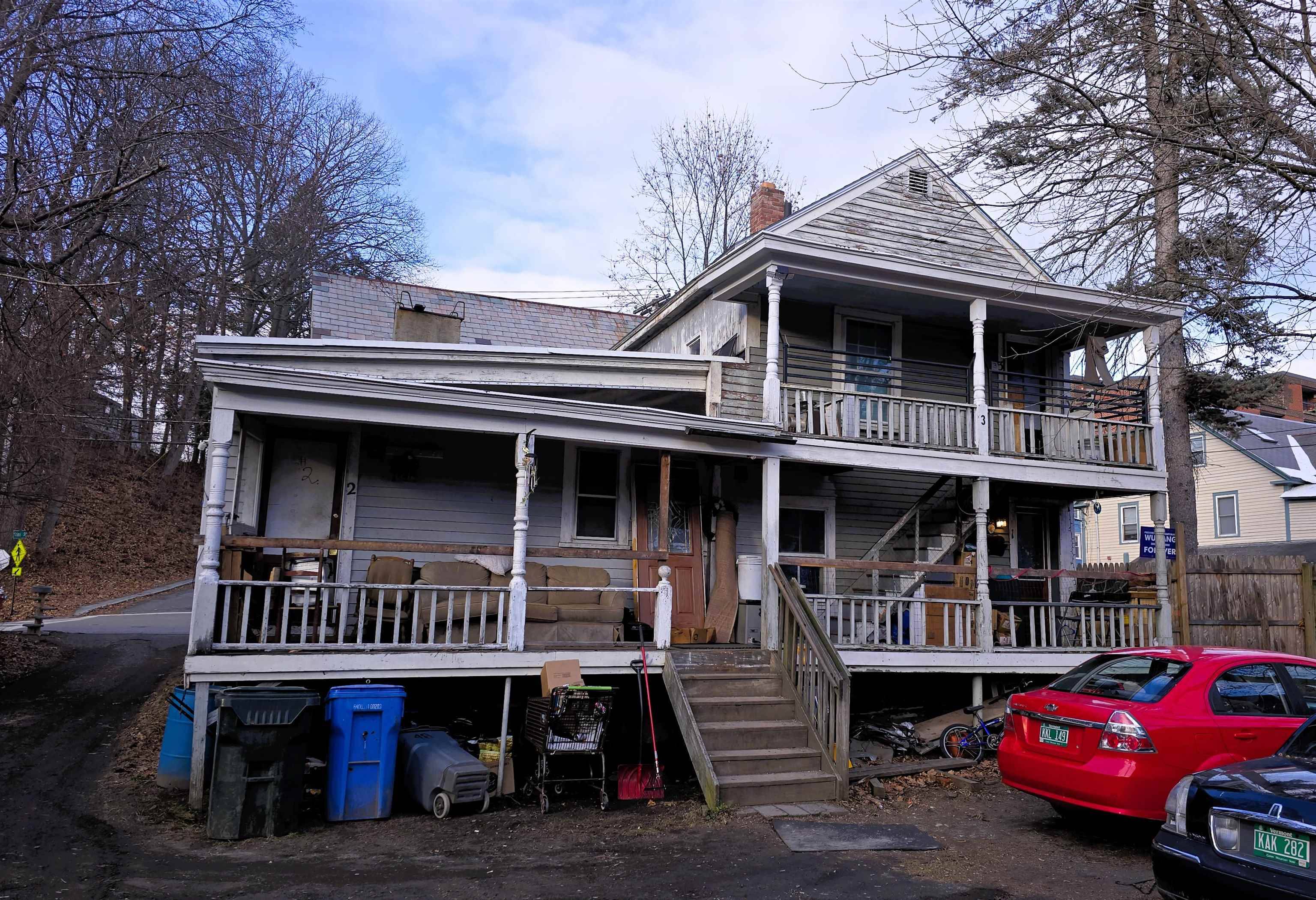 Brattleboro, VT 05301,148 Elliot ST