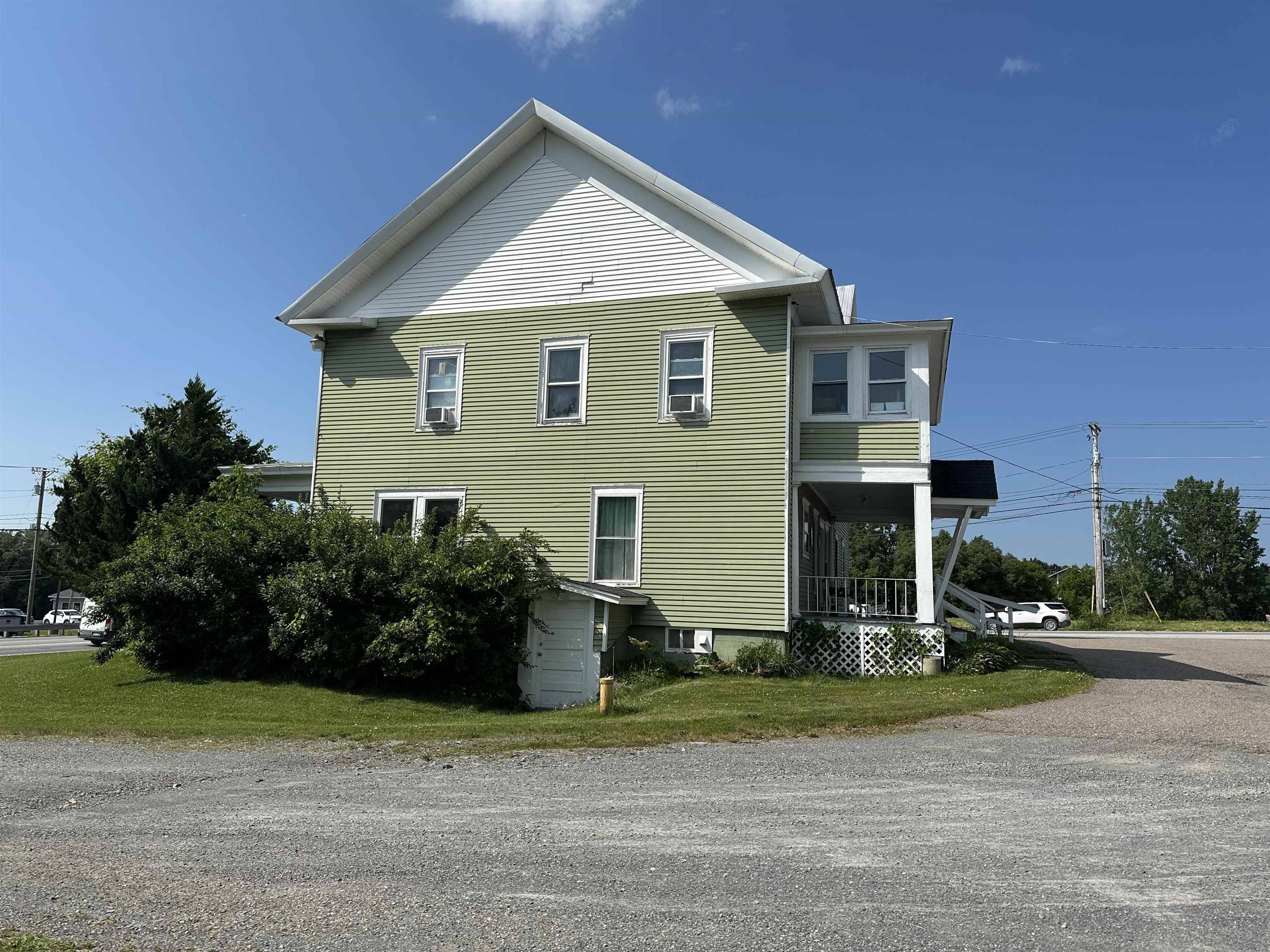 St. Albans Town, VT 05478,6 Fairfield Hill RD