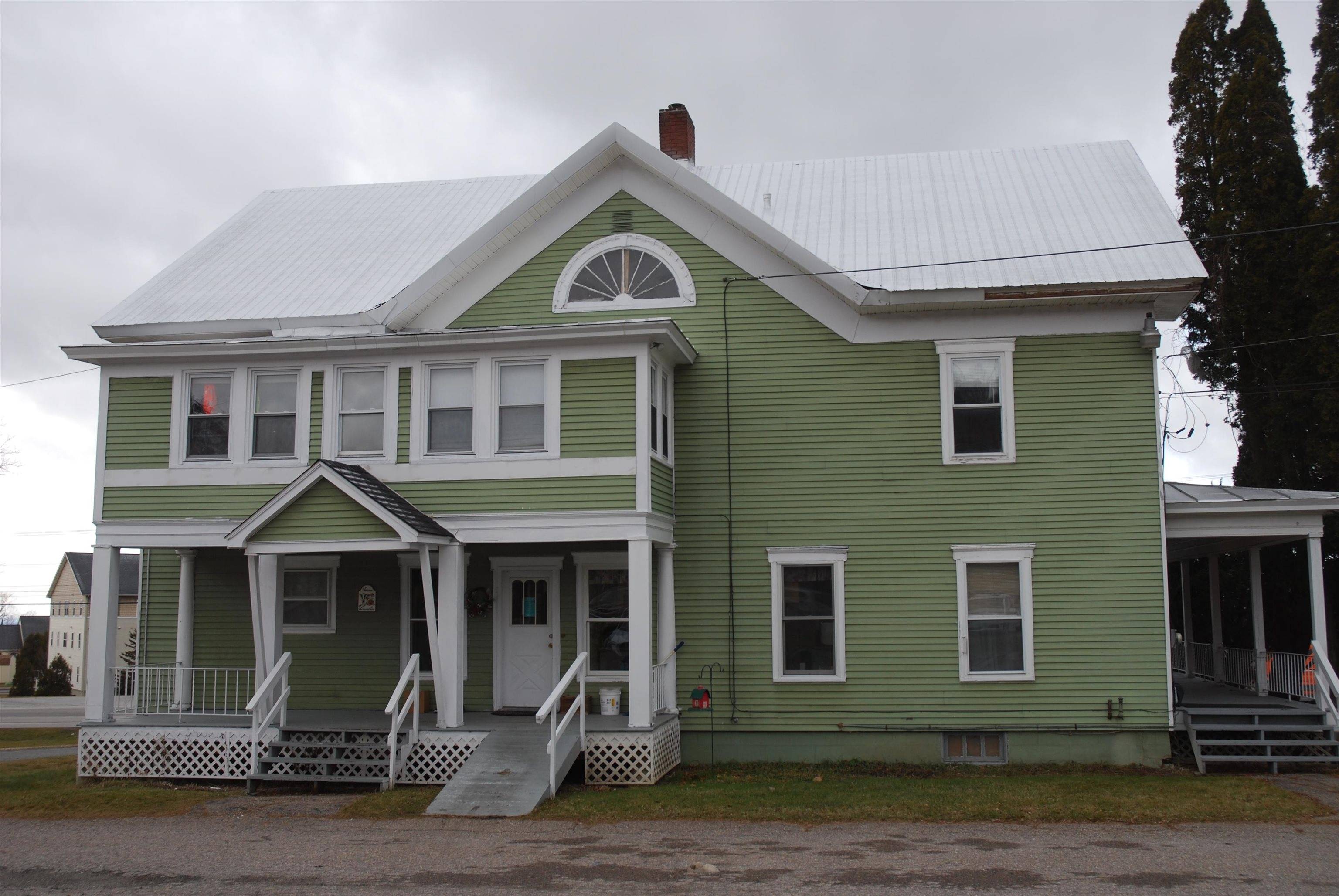 St. Albans Town, VT 05478,6 Fairfield Hill RD