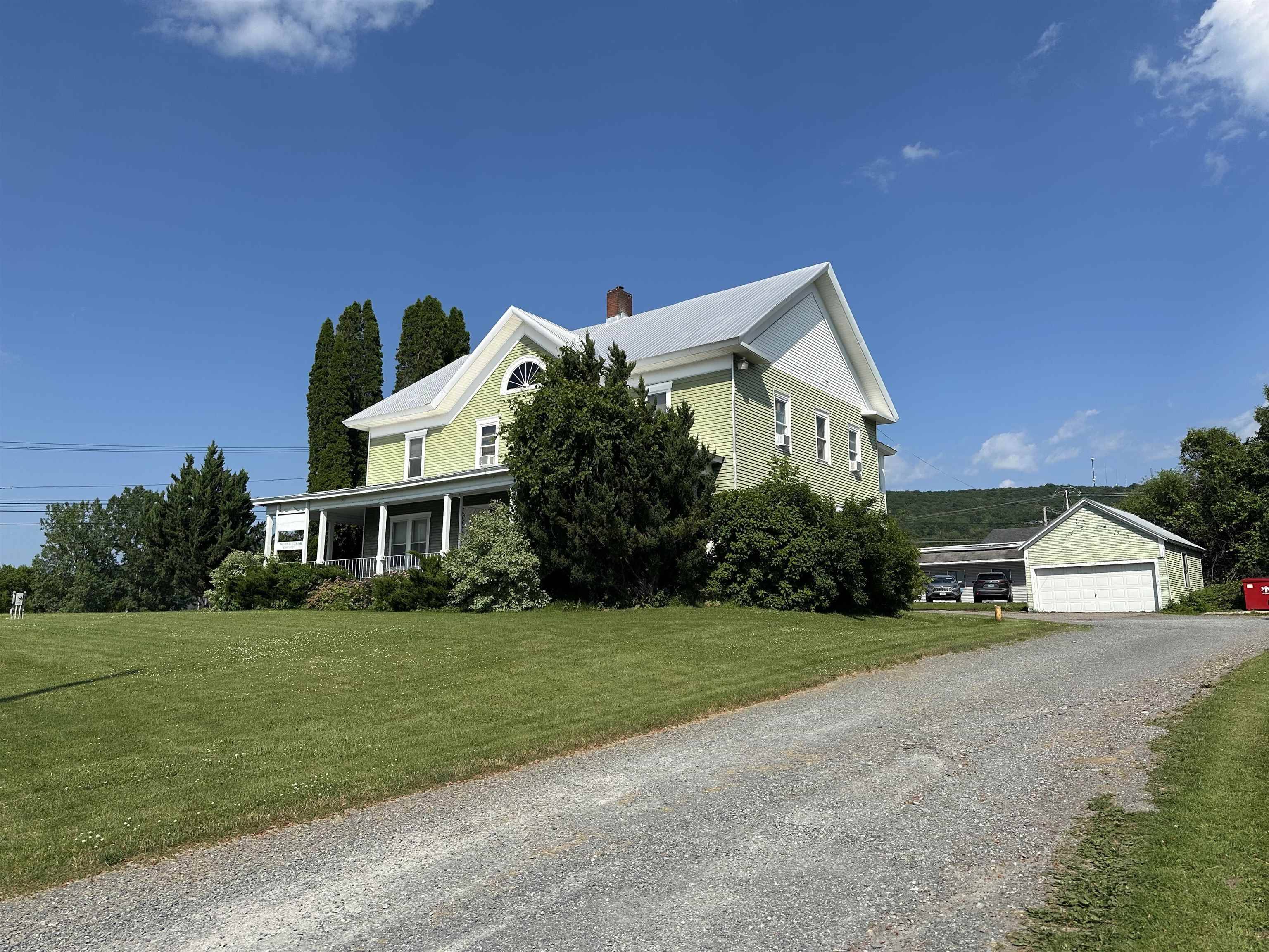 St. Albans Town, VT 05478,6 Fairfield Hill RD
