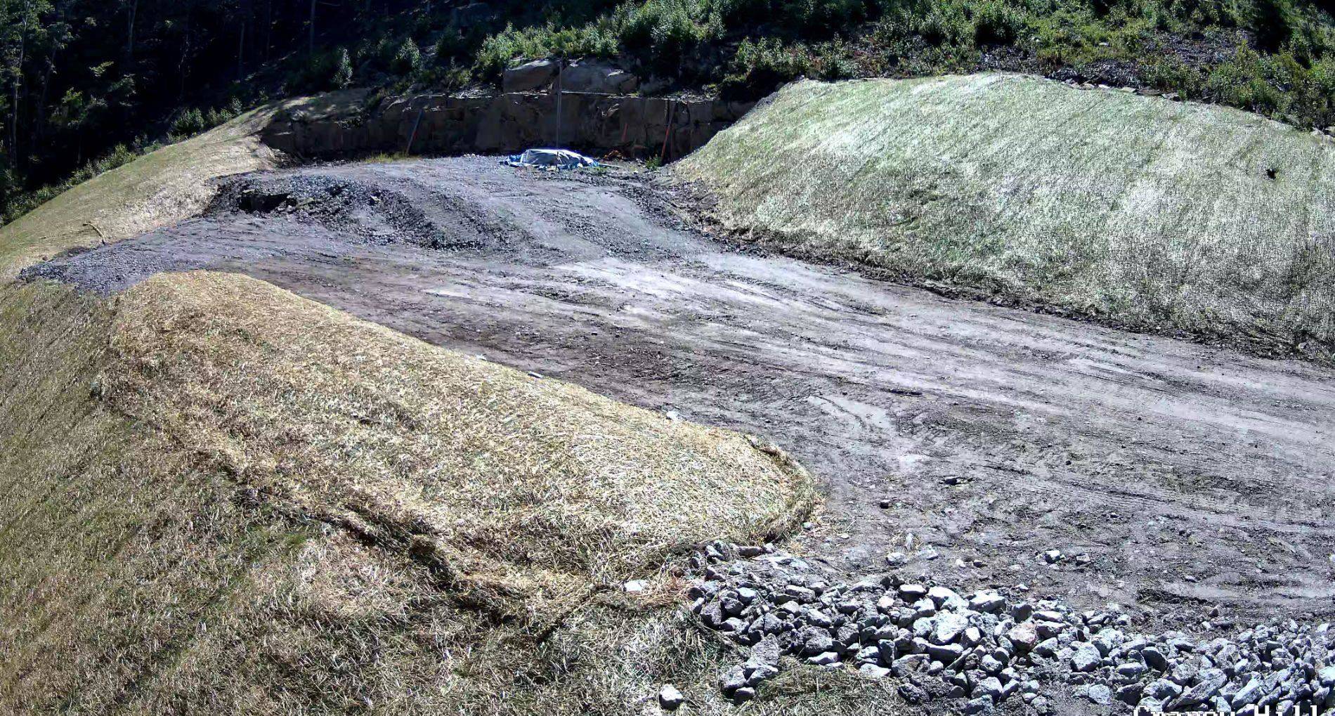 Henniker, NH 03242,463 Craney Hill RD