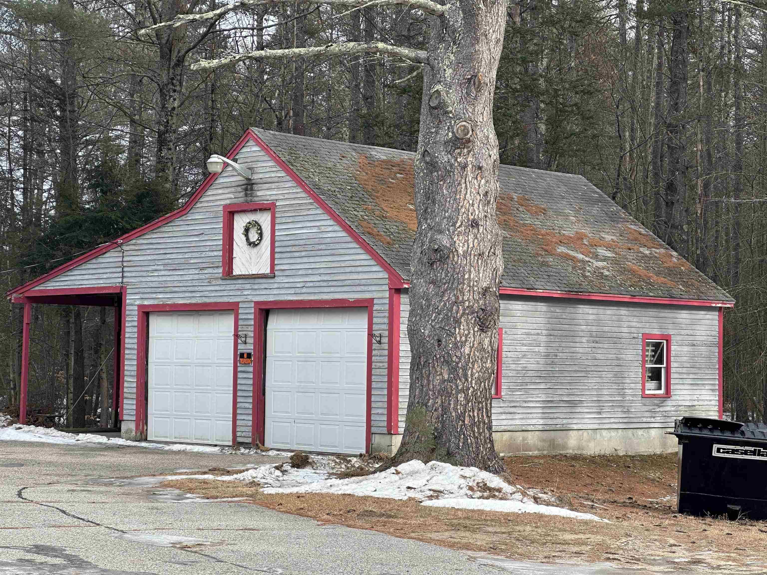 Ossipee, NH 03864,838 NH Route 16