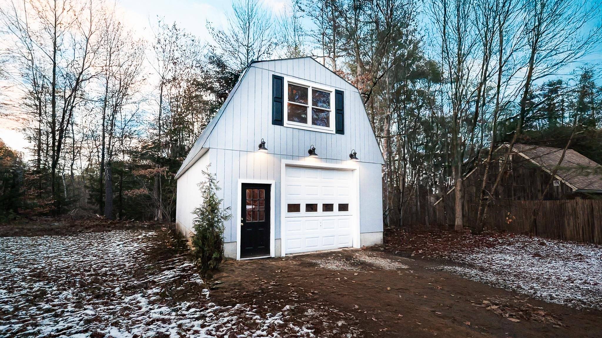 Tilton, NH 03276,22 Andrews RD