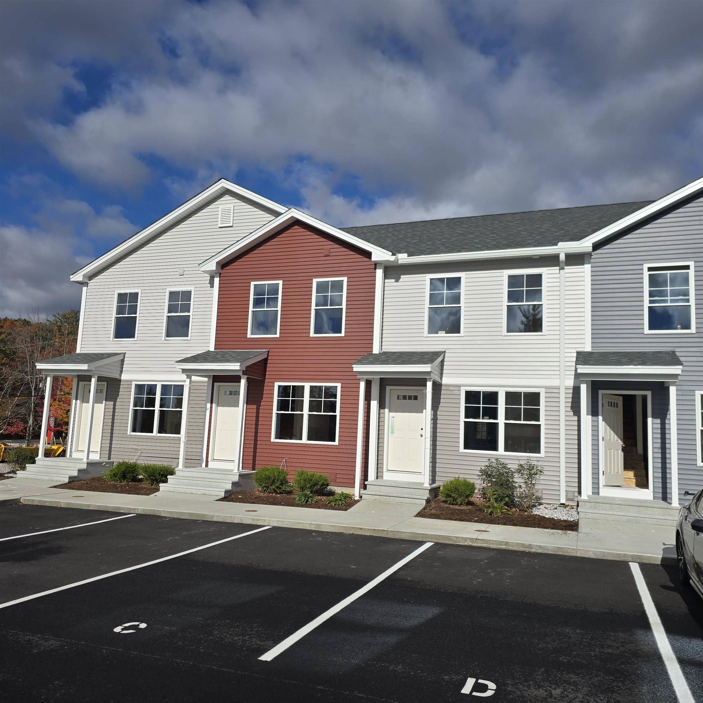 Hooksett, NH 03106,6 Hunt ST